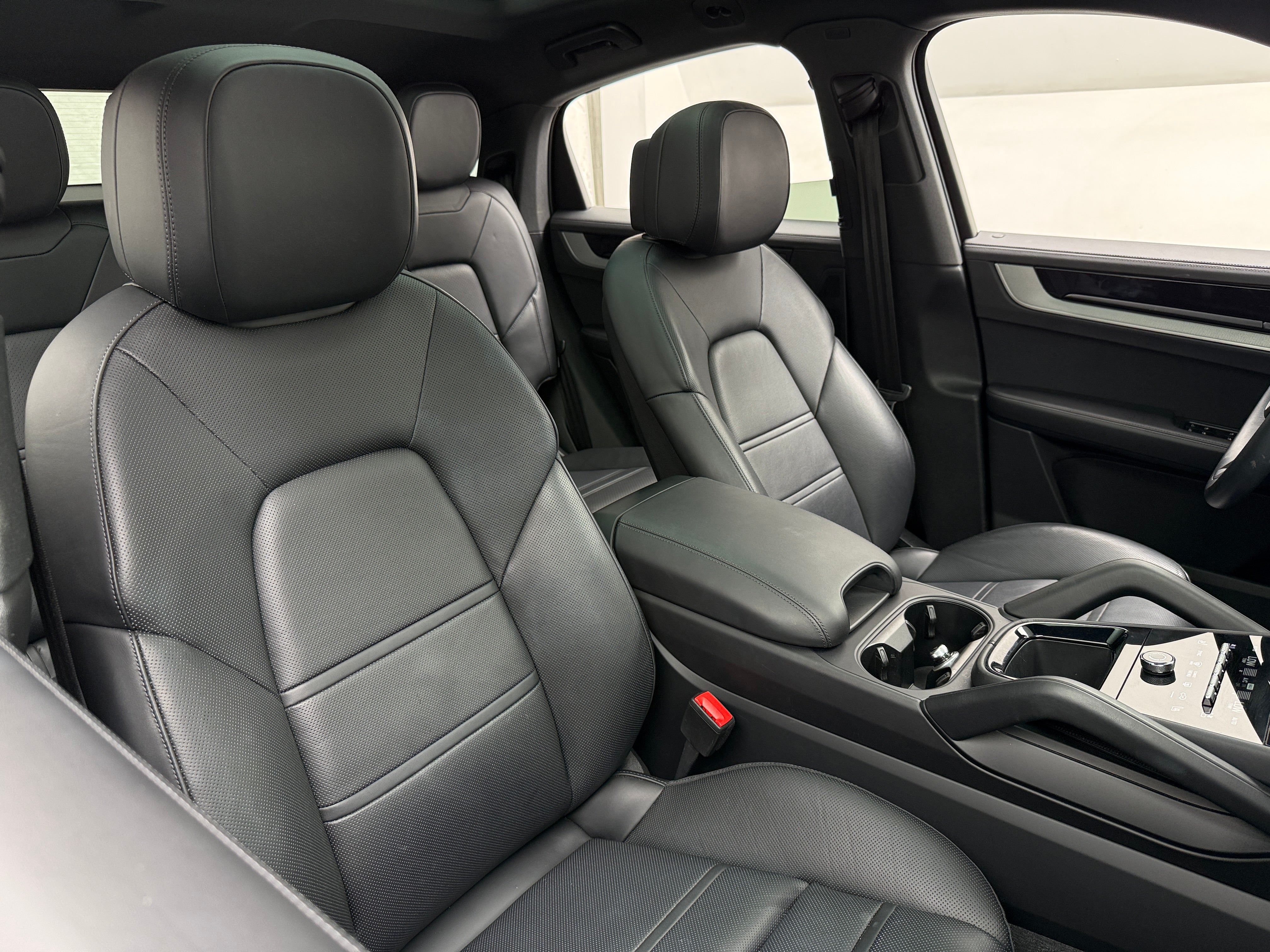 2024 Porsche Cayenne Coupe