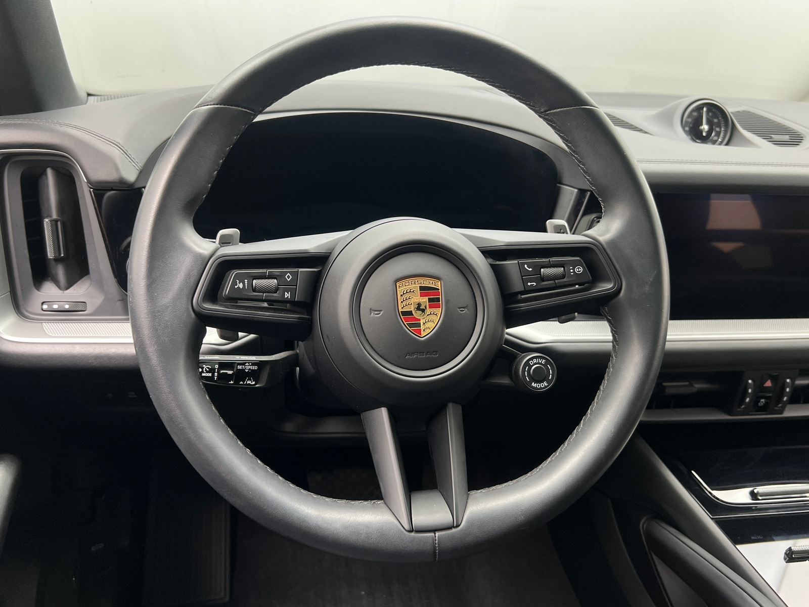 Thumbnail: 2024 Porsche  - 5