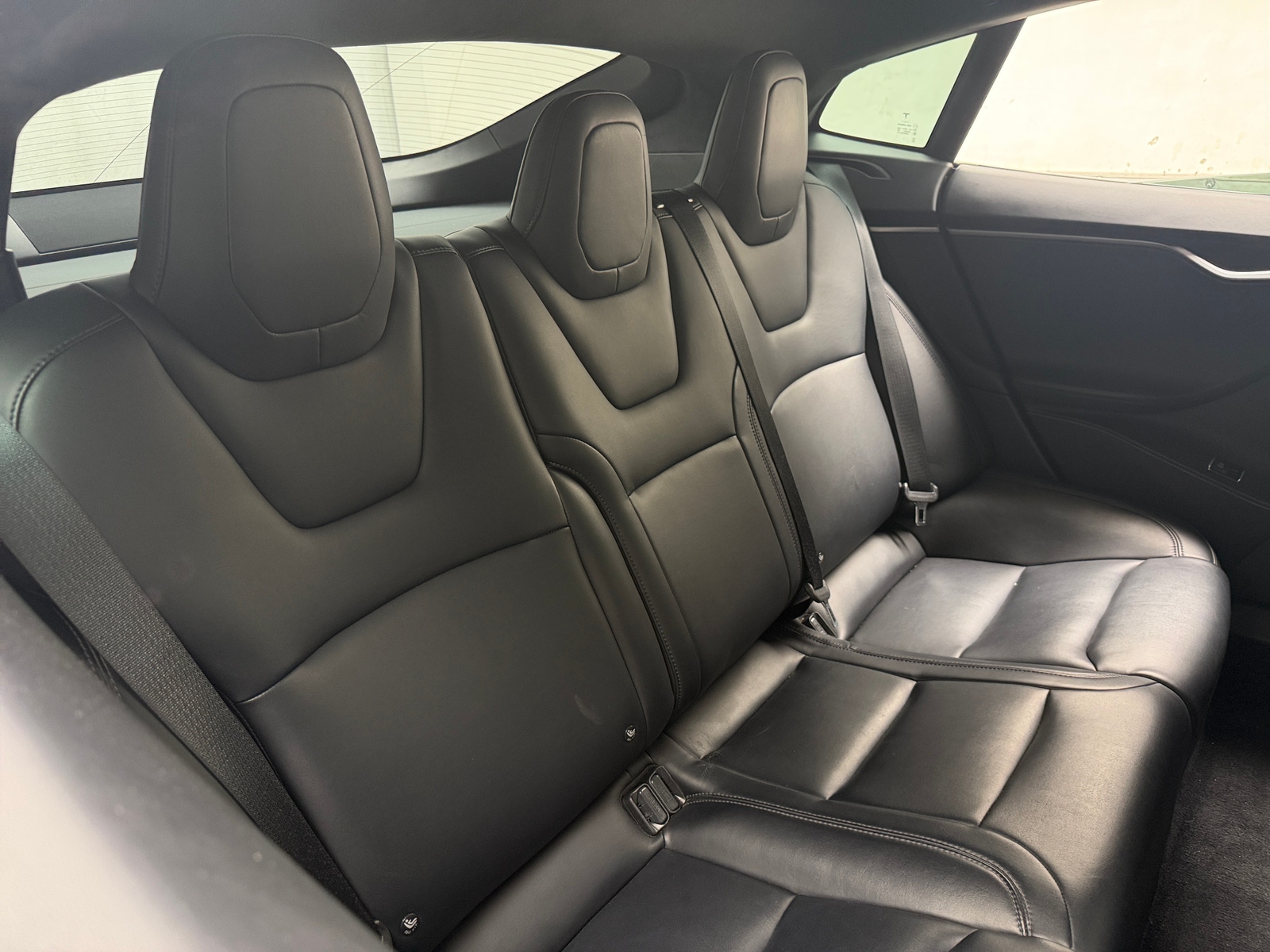Thumbnail: 2019 Tesla Model S - 5