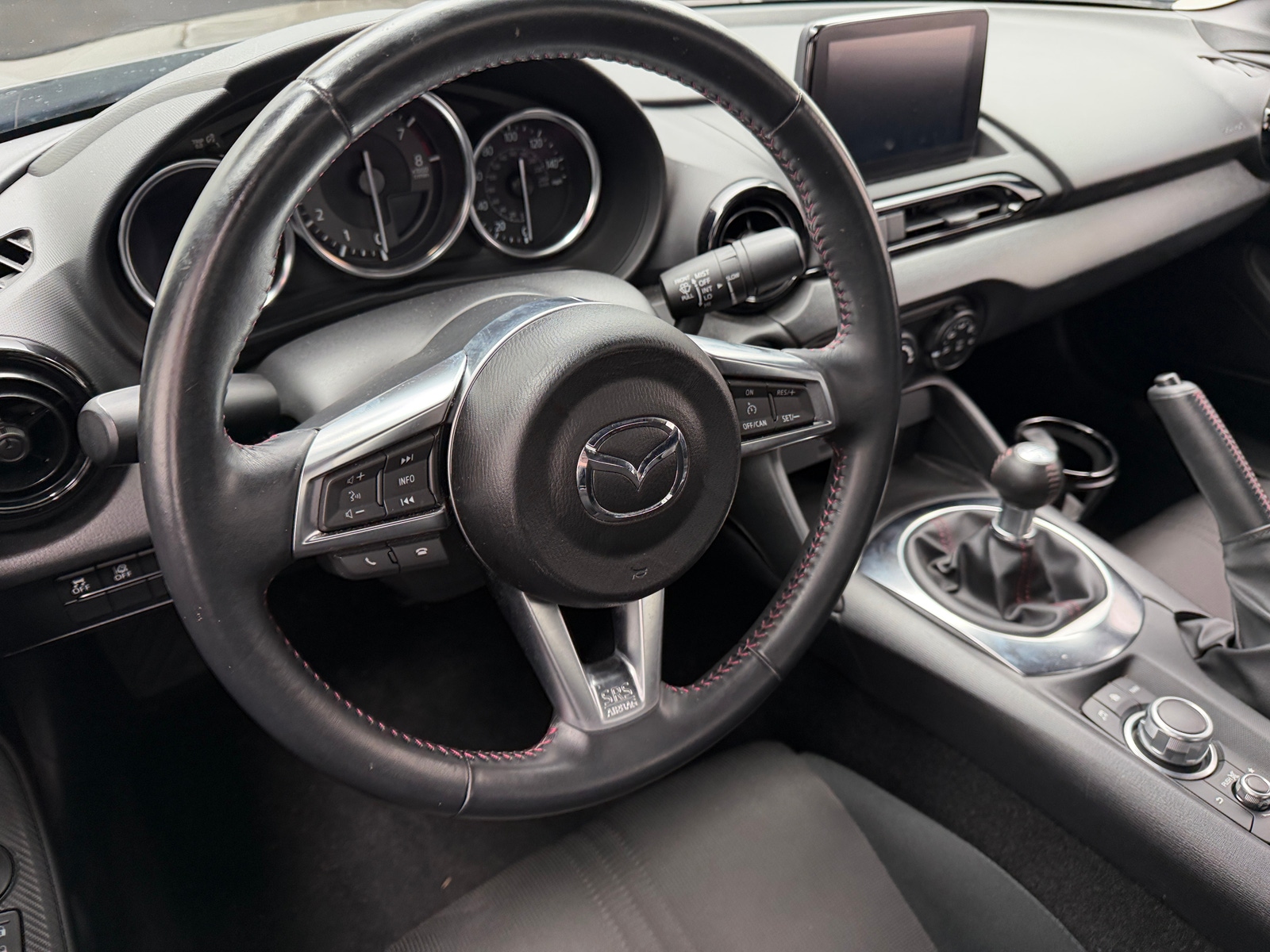 Thumbnail: 2019 Mazda MX-5 Miata - 5