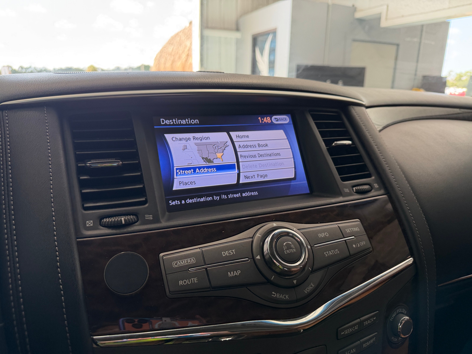 Thumbnail: 2017 Nissan Armada - 3