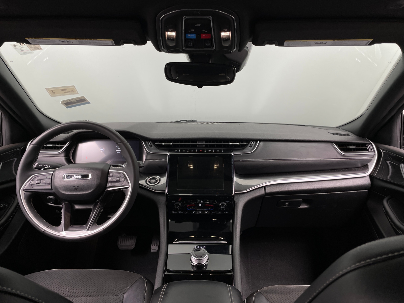 Thumbnail: 2023 Jeep Grand Cherokee L - 3
