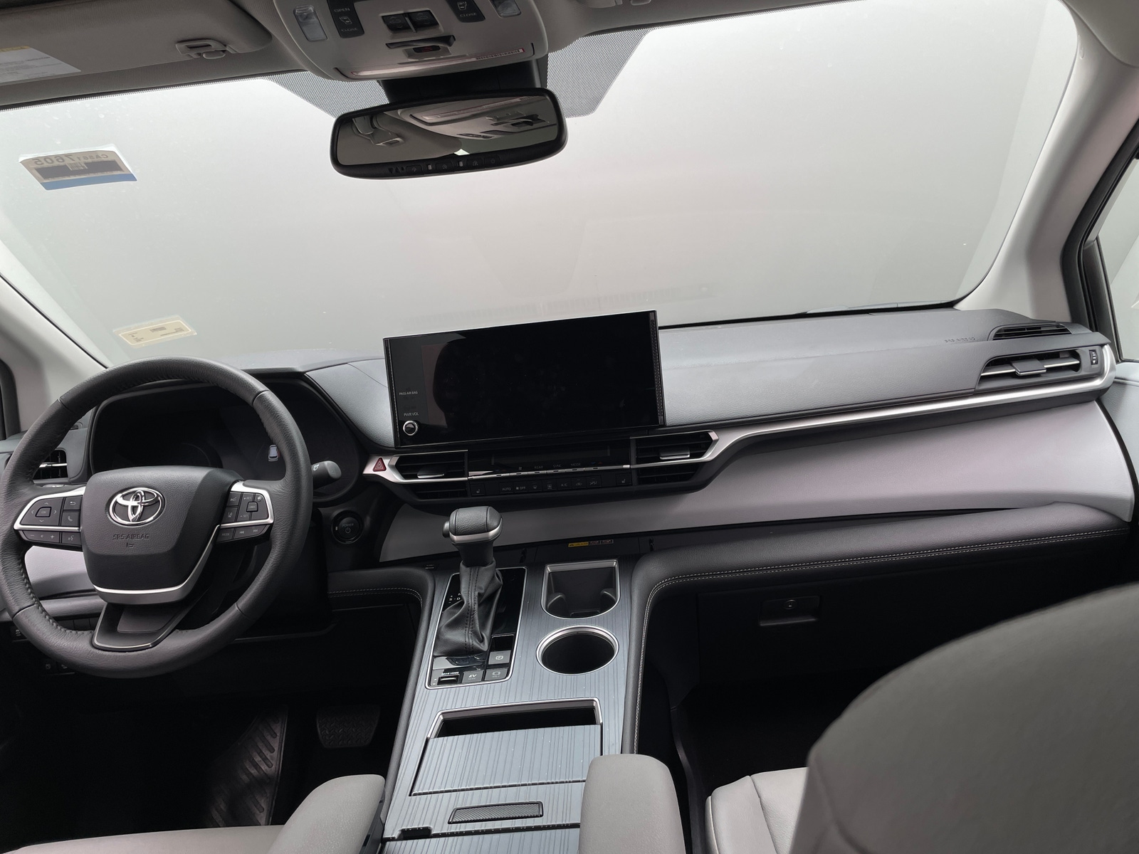 Thumbnail: 2026 Toyota Sienna - 2