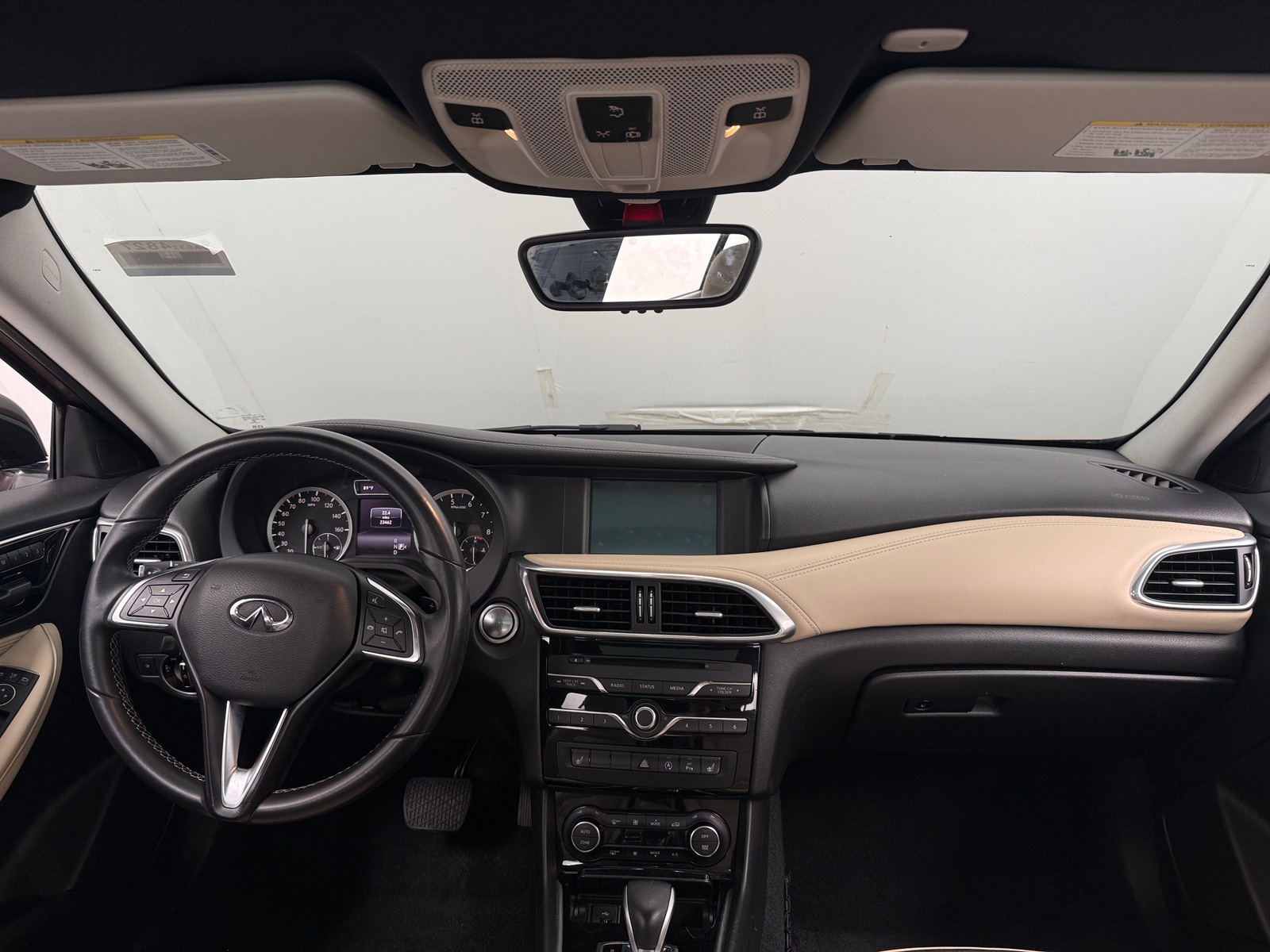 Thumbnail: 2019 INFINITI QX30 - 2