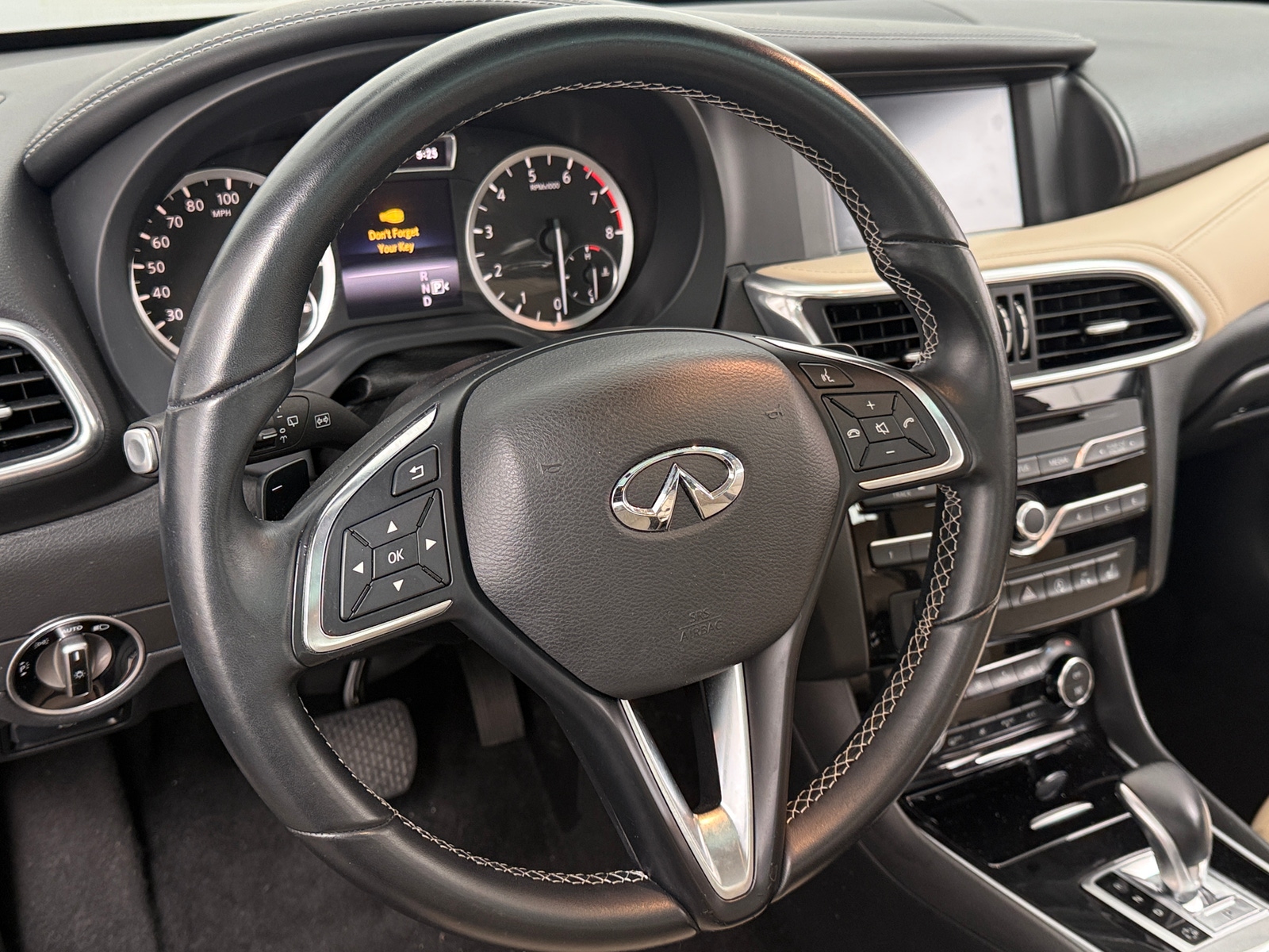Thumbnail: 2019 INFINITI QX30 - 4