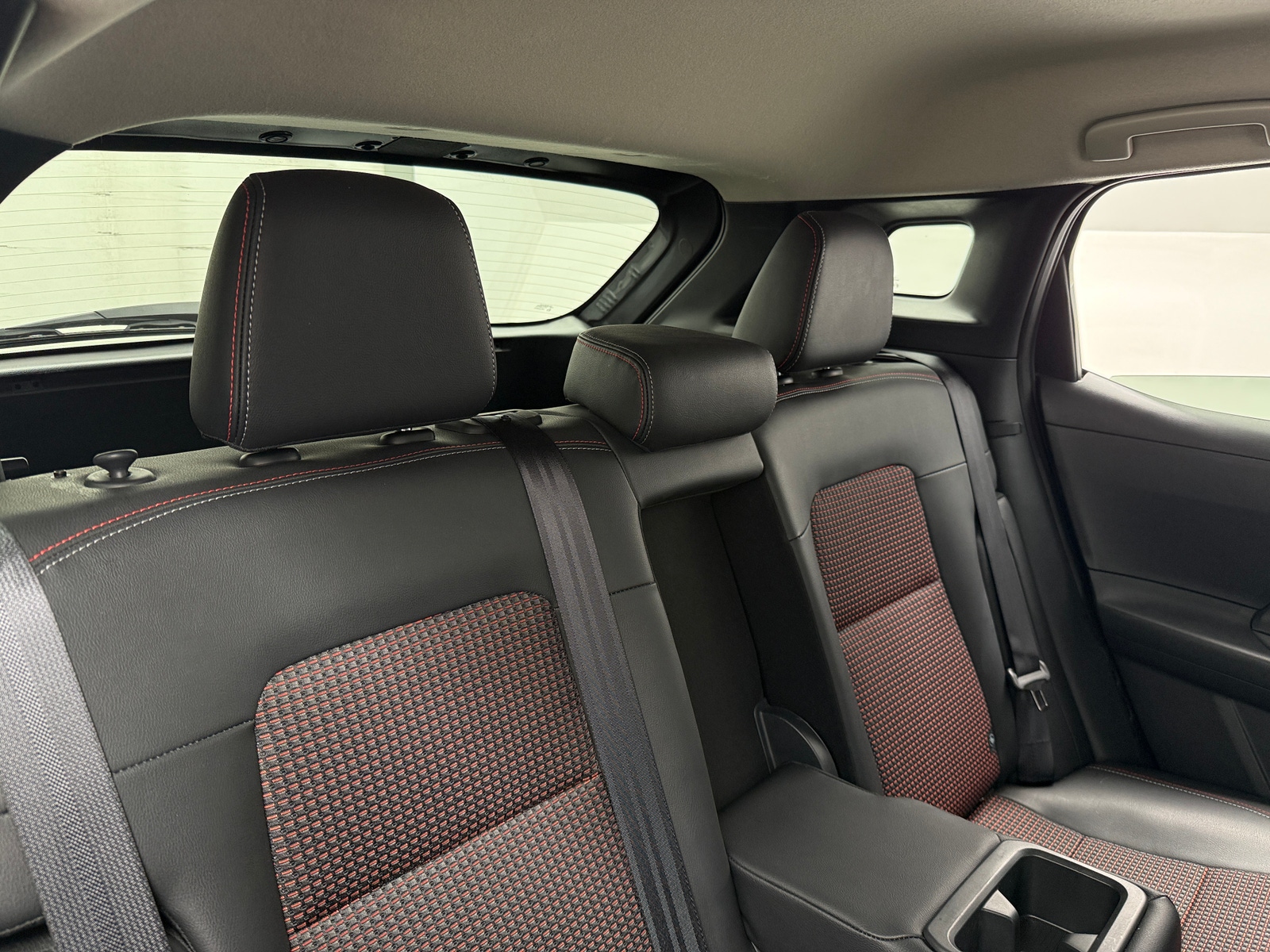 Thumbnail: 2026 Nissan Kicks - 5