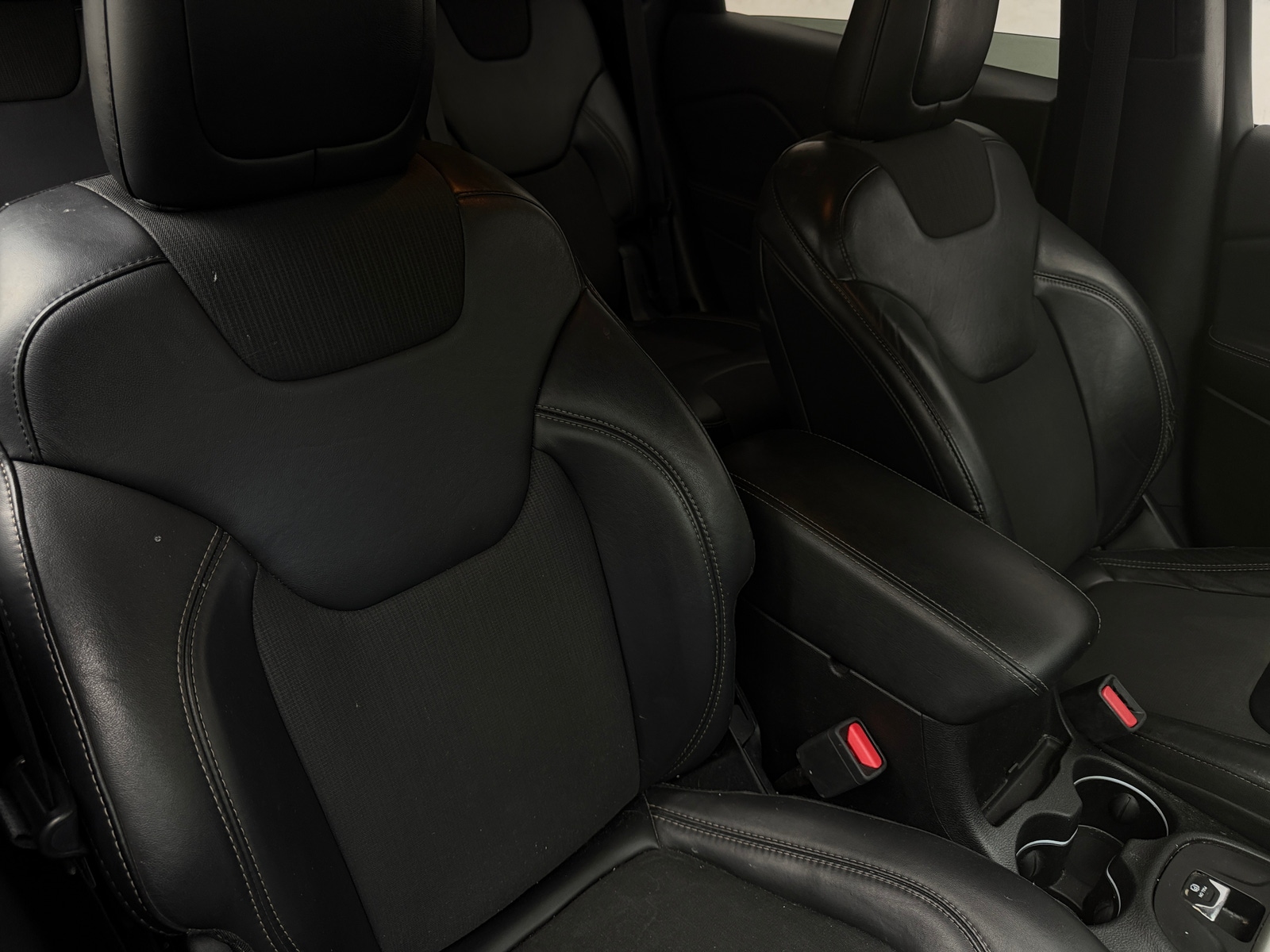 Thumbnail: 2018 Jeep Cherokee - 2