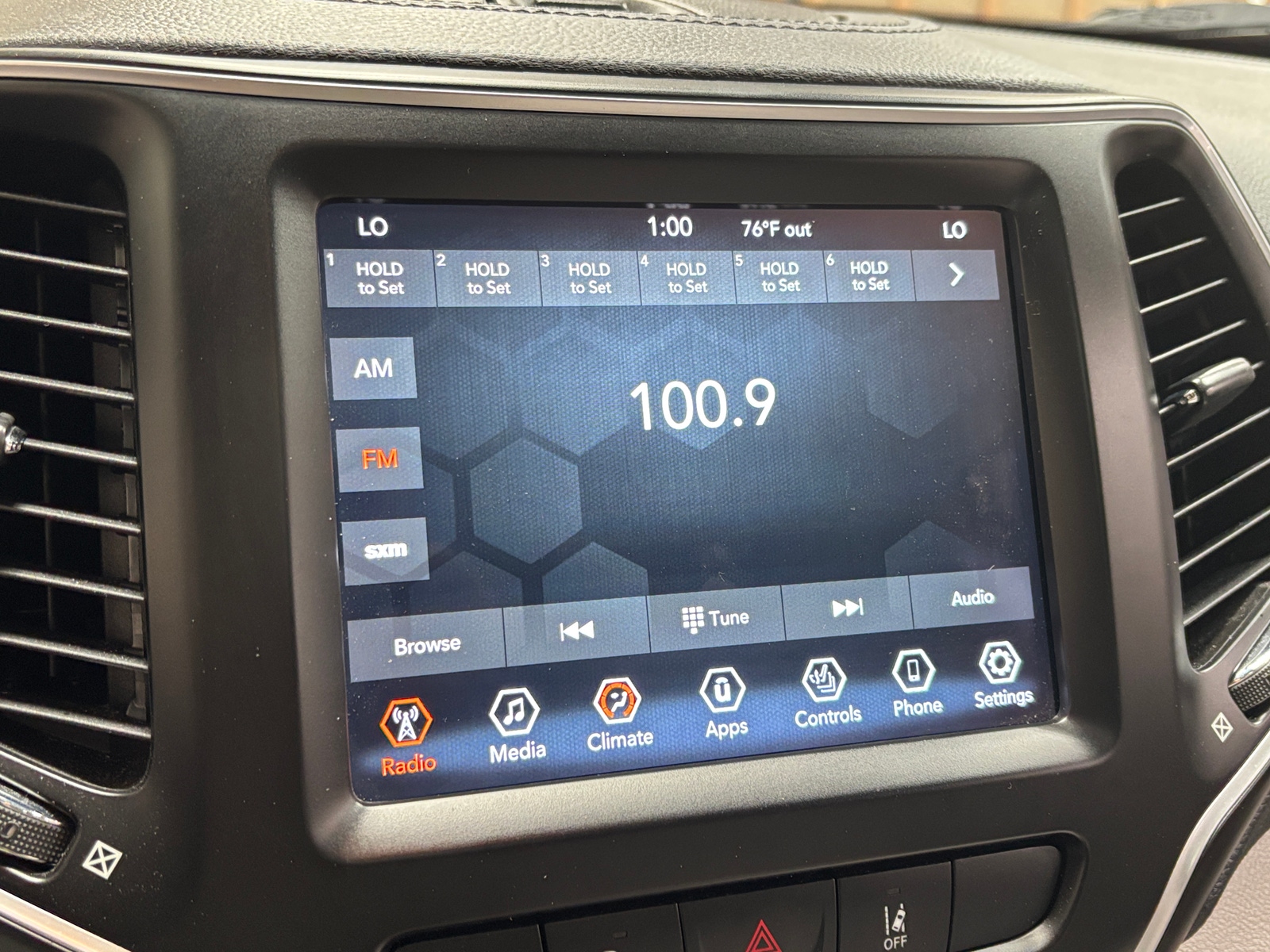 Thumbnail: 2021 Jeep Cherokee - 3
