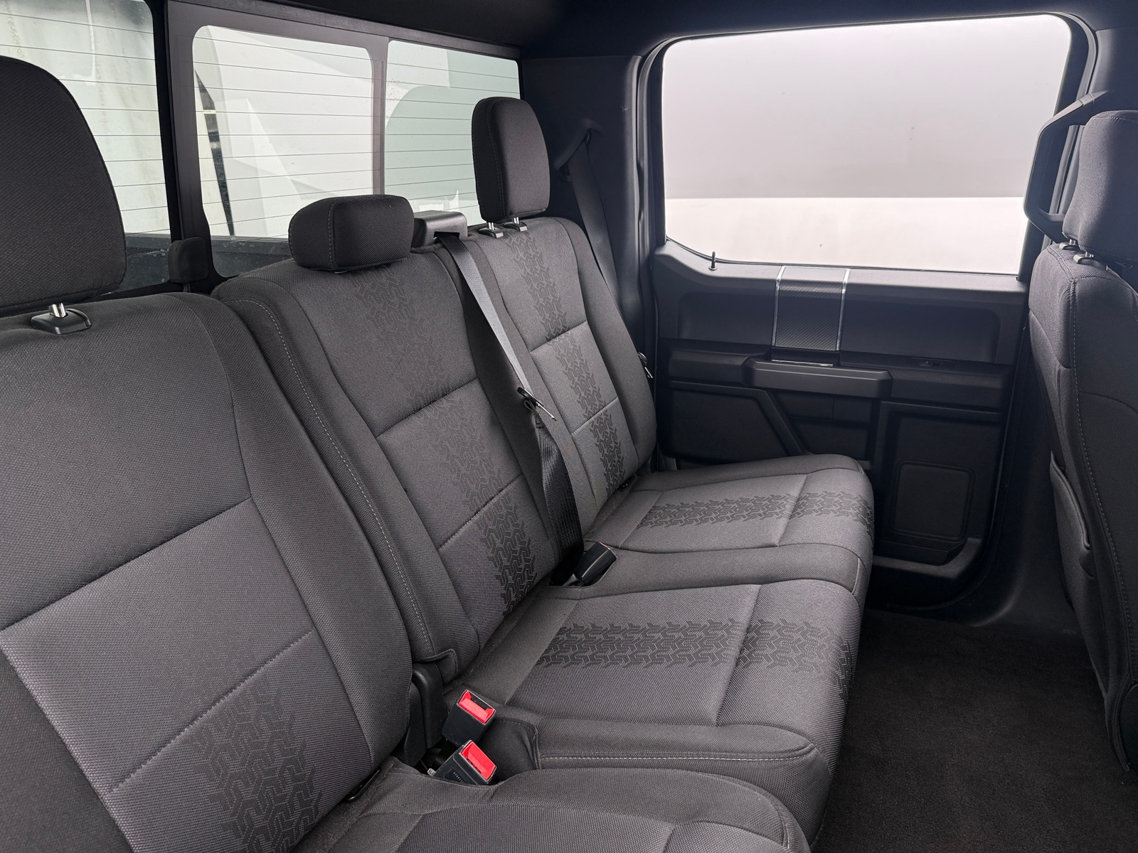 Thumbnail: 2020 Ford Econoline - 6