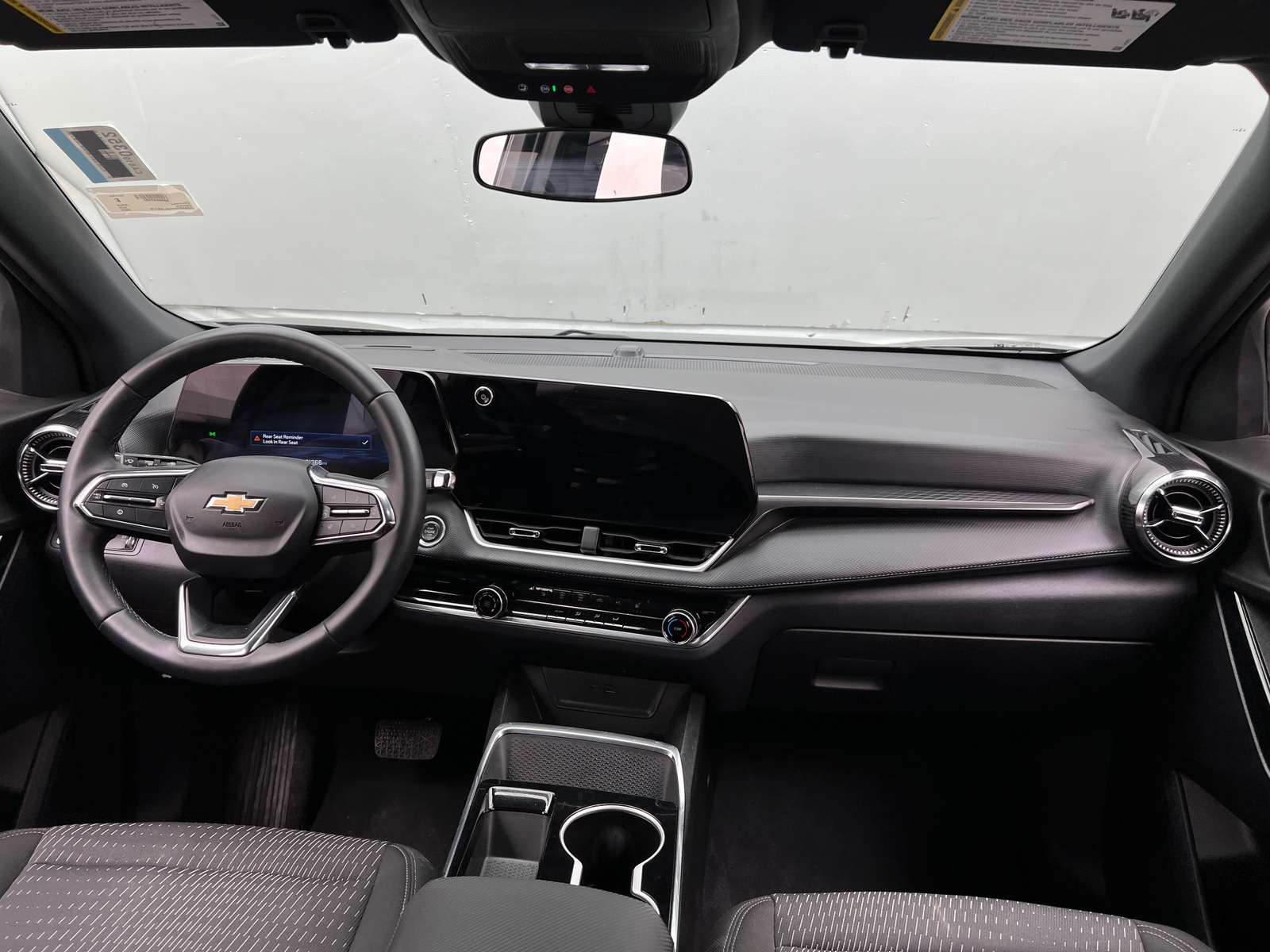 Thumbnail: 2025 Chevrolet Equinox - 3