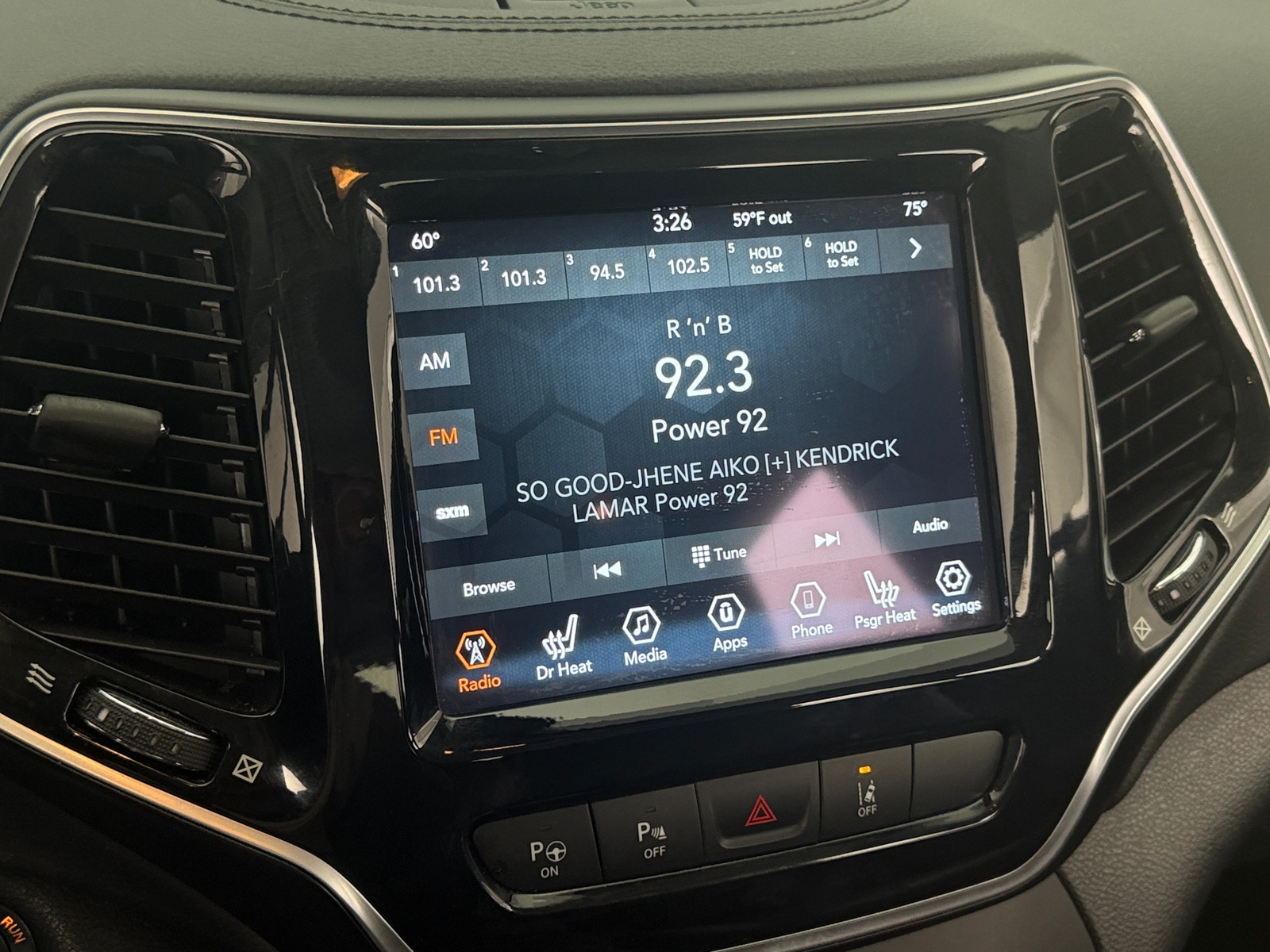 Thumbnail: 2021 Jeep Cherokee - 3