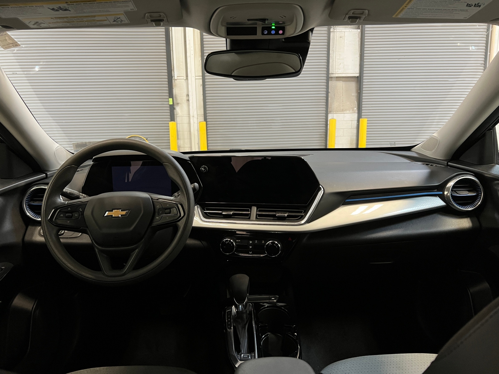 Thumbnail: 2025 Chevrolet Trax - 2