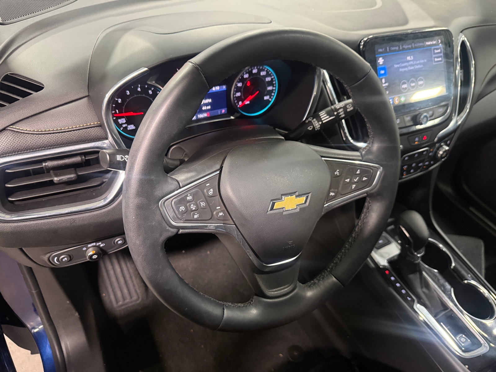 Thumbnail: 2023 Chevrolet Equinox - 4