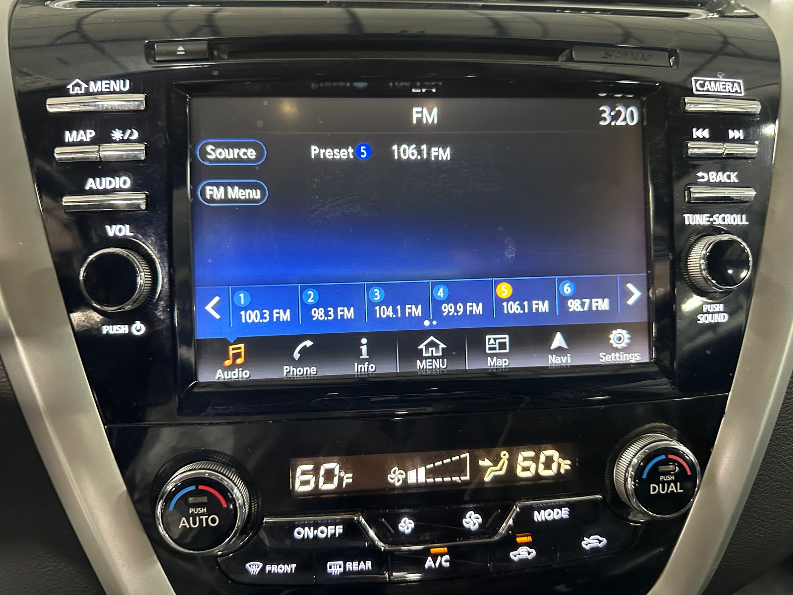 Thumbnail: 2015 Nissan Murano - 3