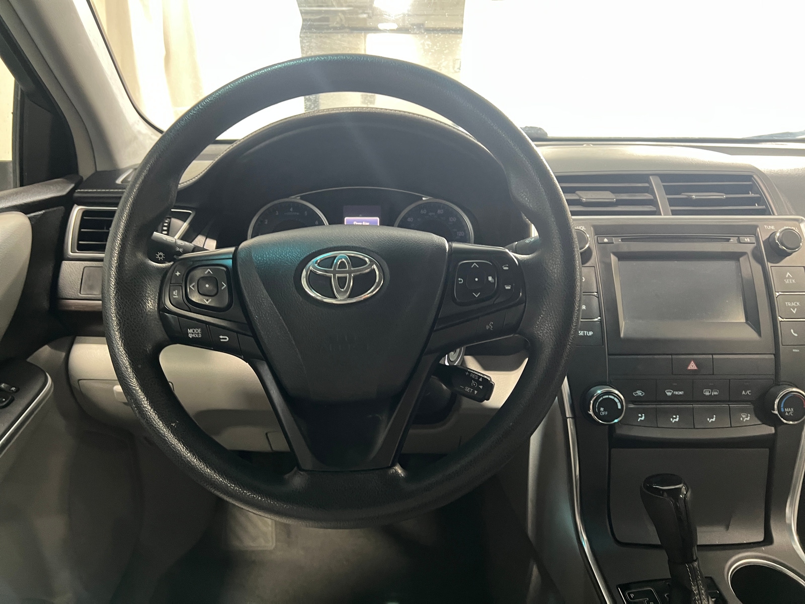 Thumbnail: 2016 Toyota Camry - 5