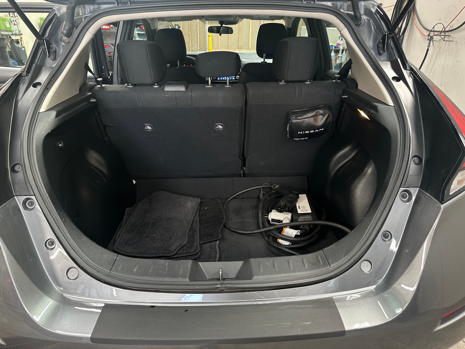 Thumbnail: 2025 Nissan Leaf - 7