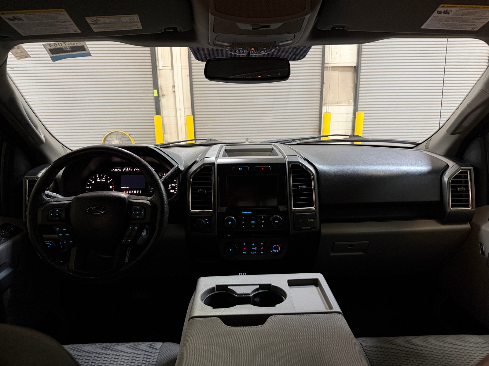 Thumbnail: 2016 Ford Econoline - 3