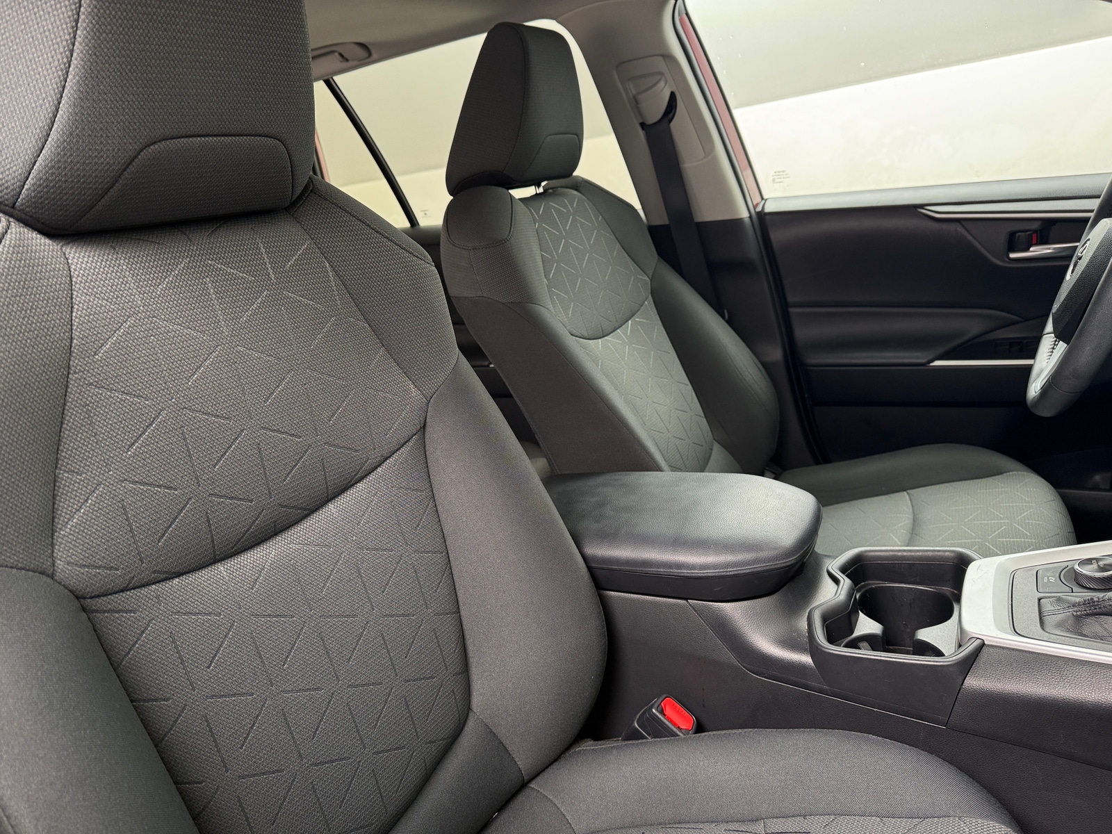 Thumbnail: 2020 Toyota RAV4 - 2