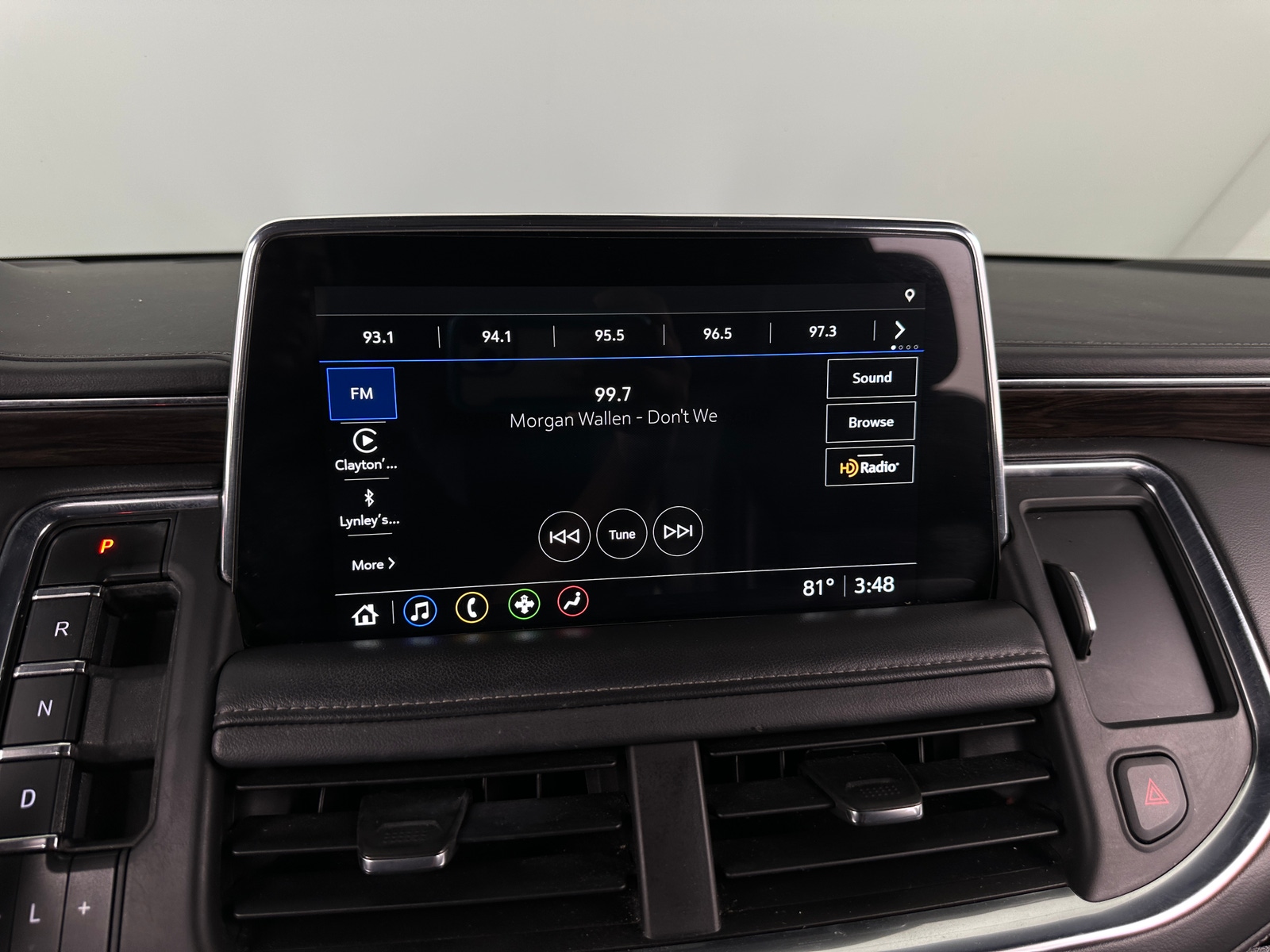 Thumbnail: 2021 Chevrolet Tahoe - 3