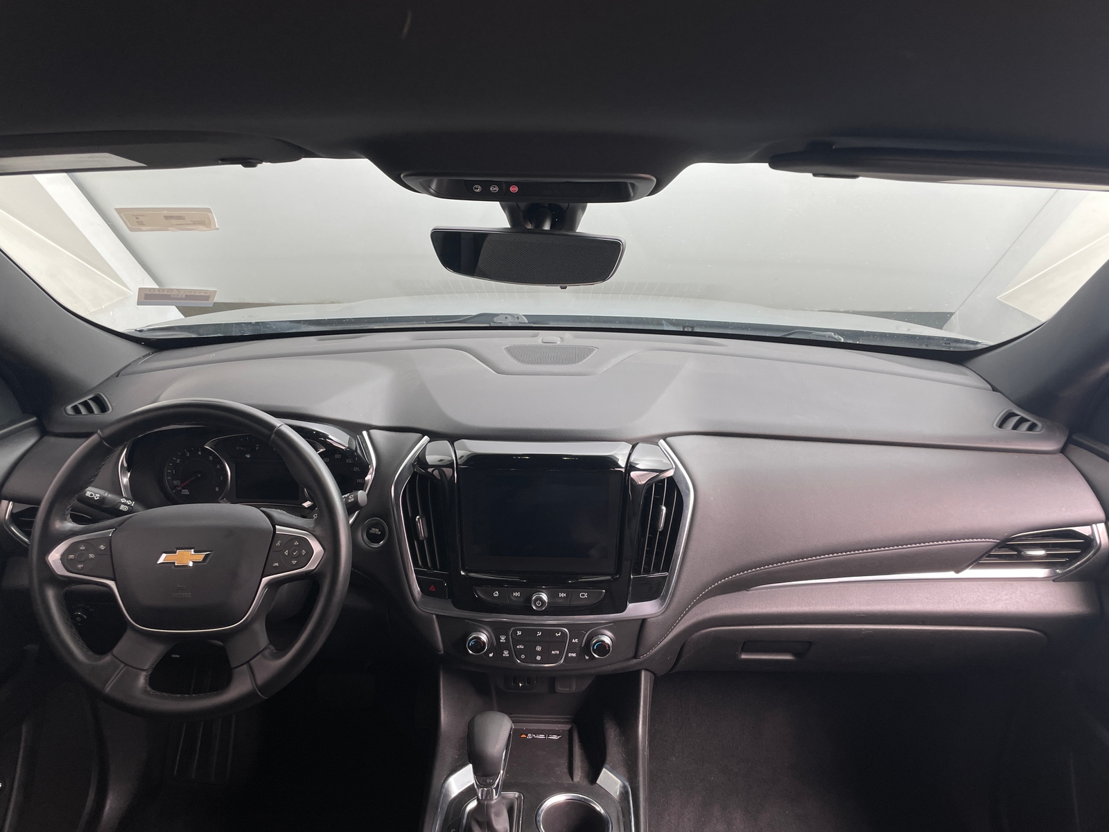 Thumbnail: 2023 Chevrolet Traverse - 3