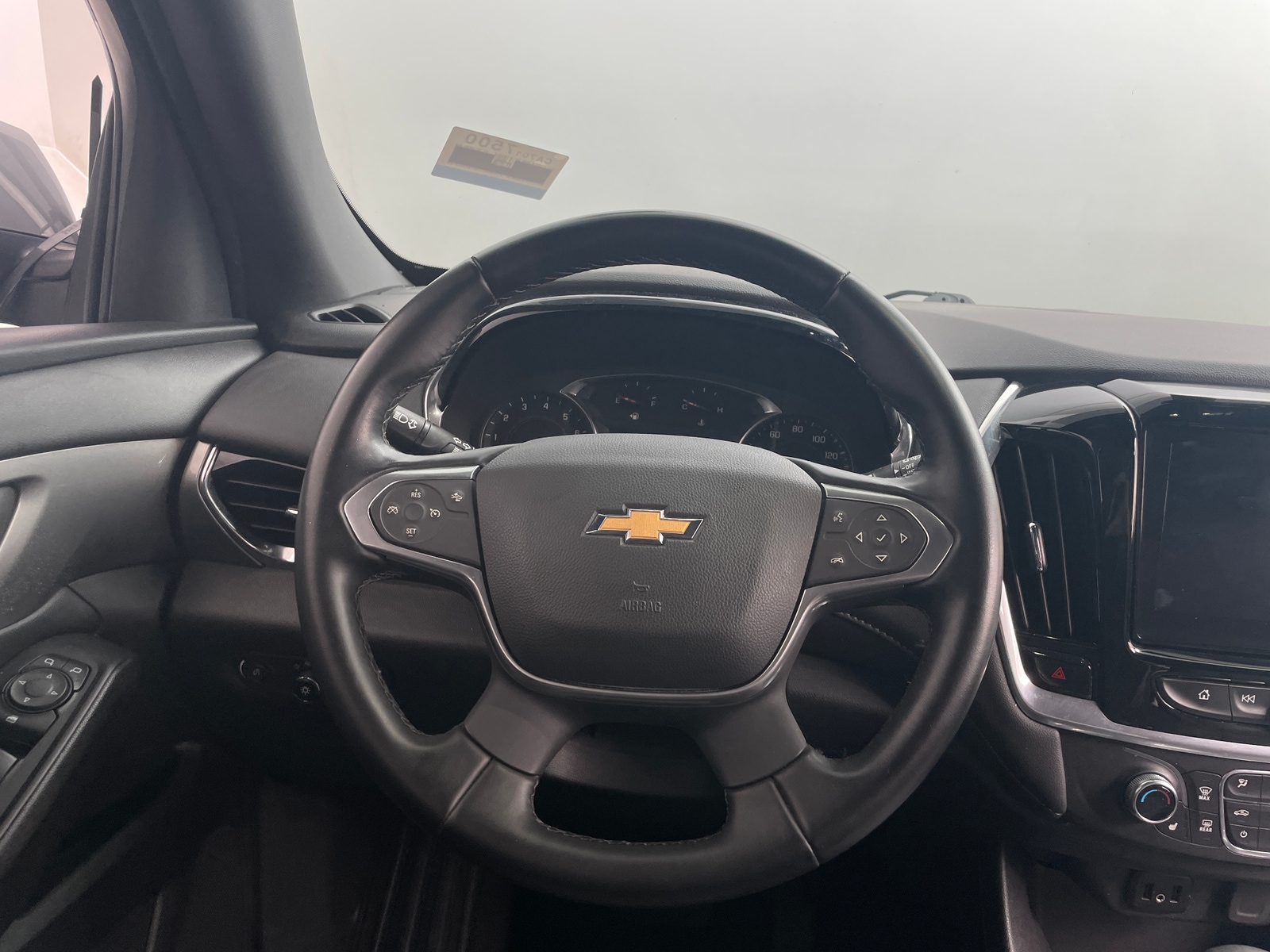 Thumbnail: 2023 Chevrolet Traverse - 5