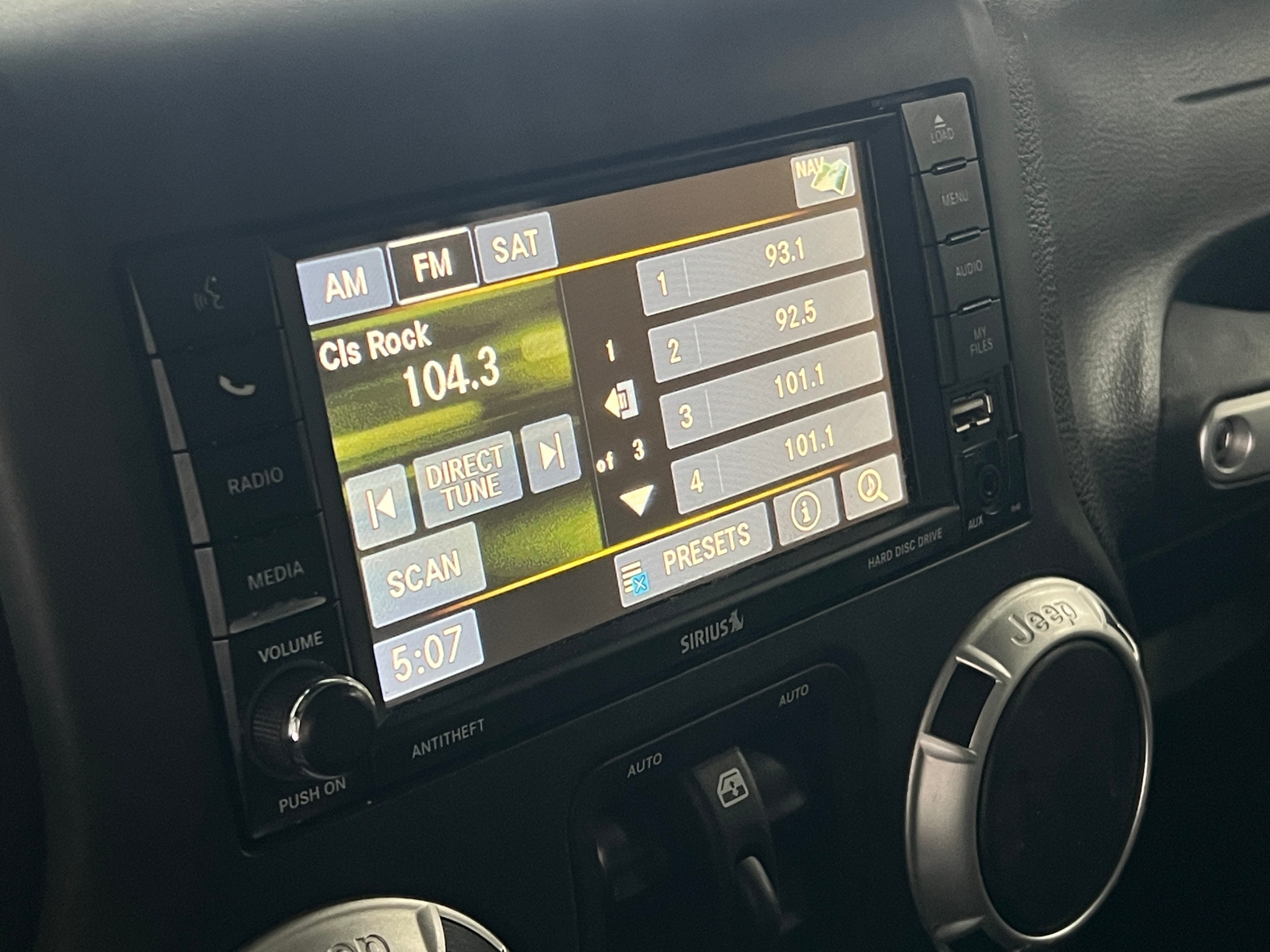 Thumbnail: 2016 Jeep Wrangler - 3