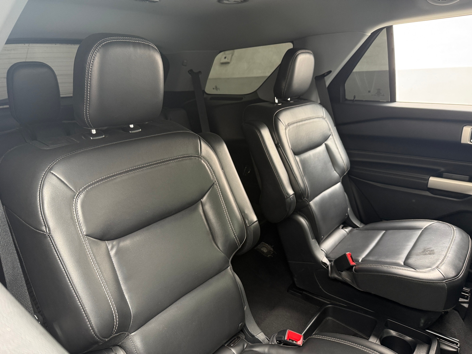 Thumbnail: 2021 Ford Explorer - 5