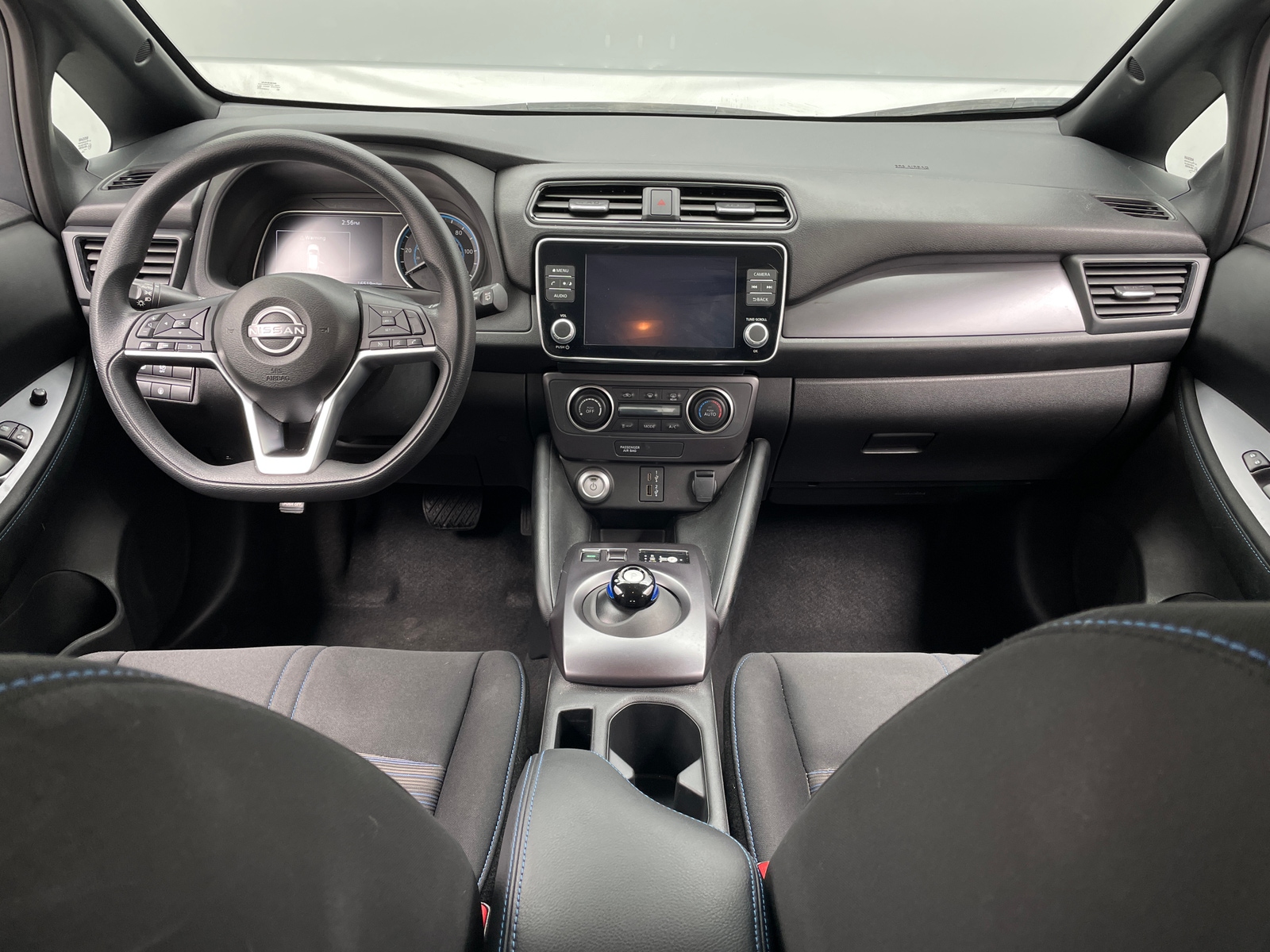 Thumbnail: 2025 Nissan Leaf - 3