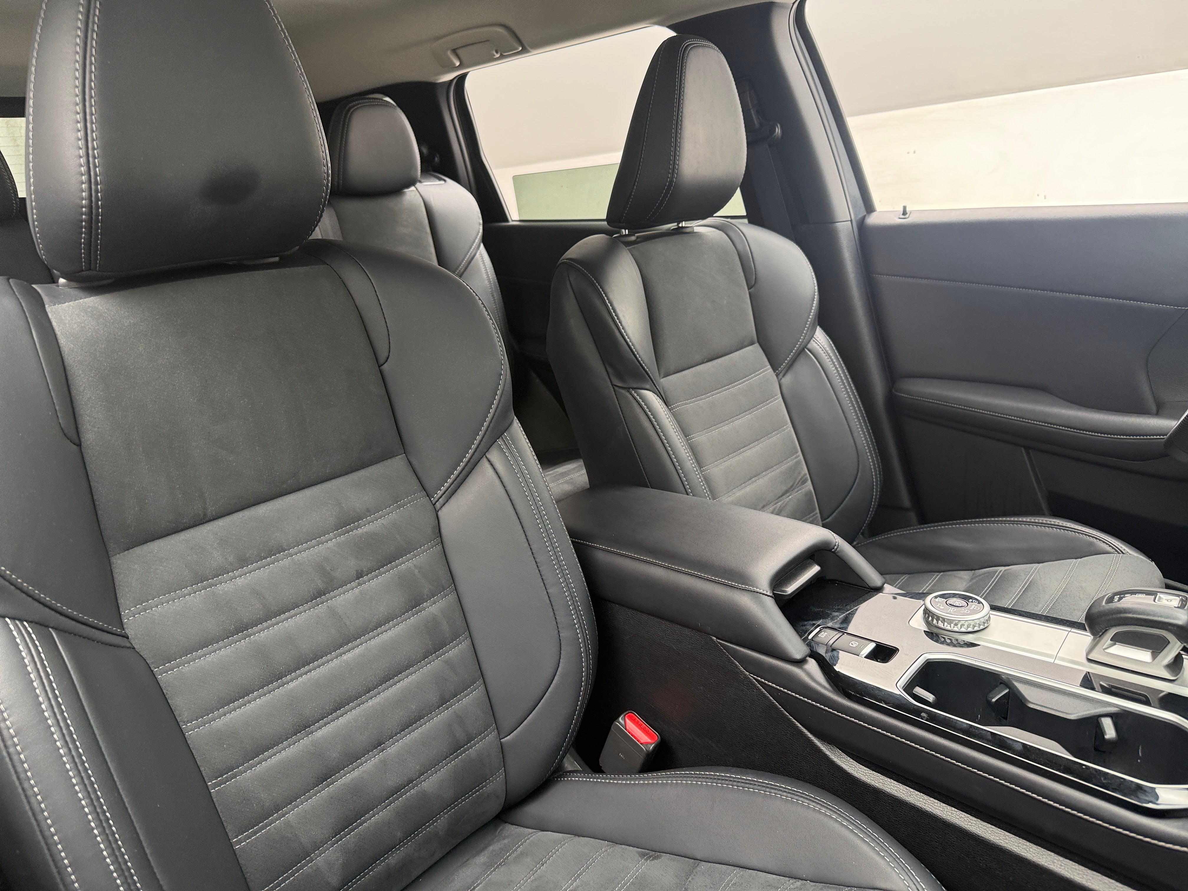 2025 Mitsubishi Outlander