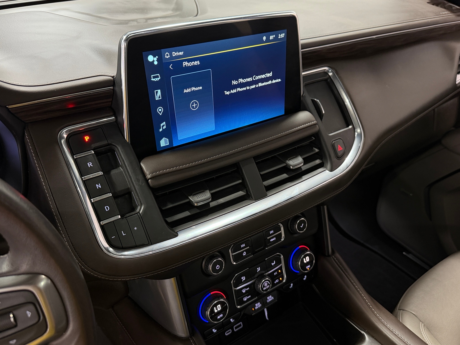 Thumbnail: 2023 Chevrolet Tahoe - 3