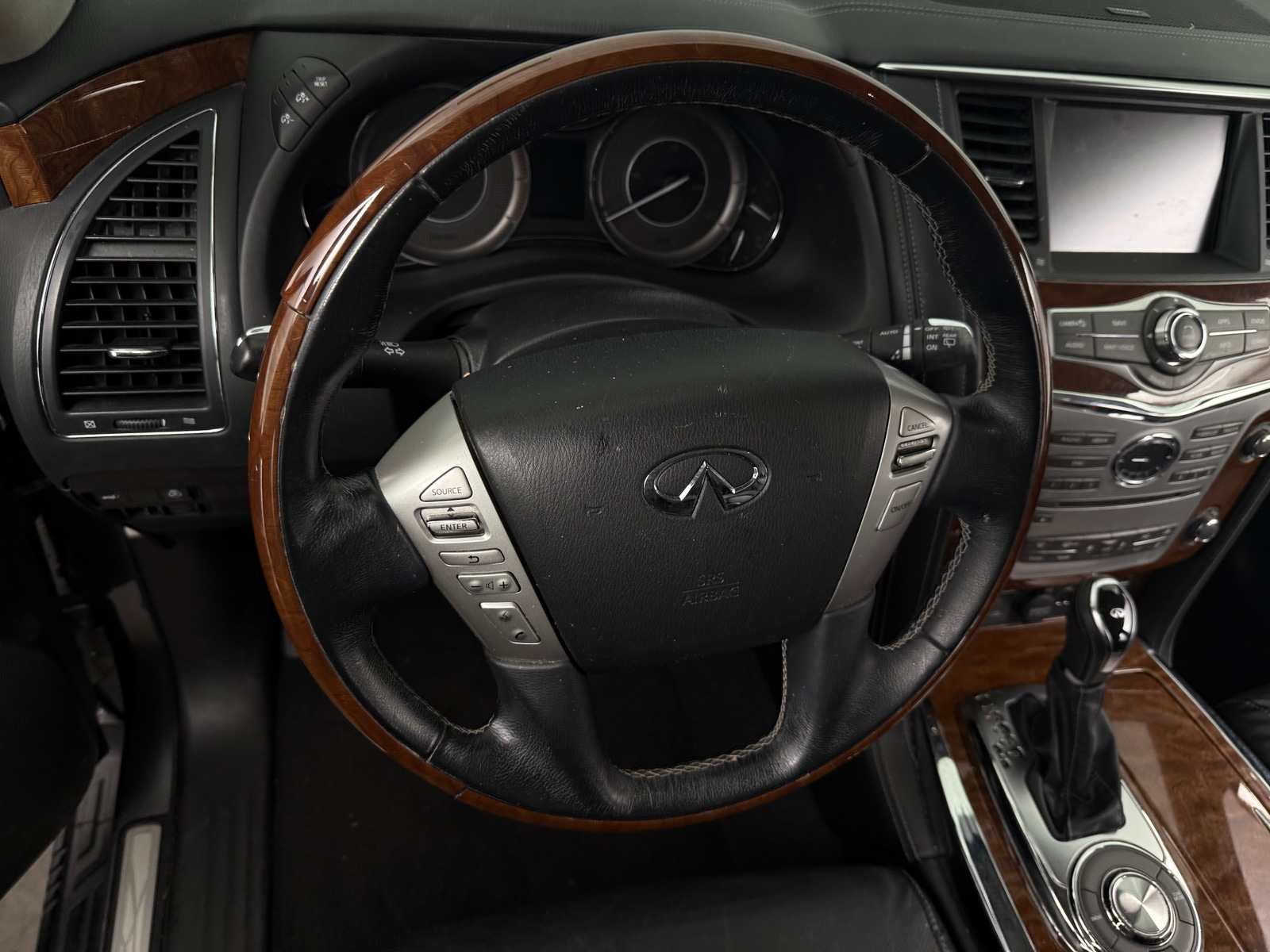 Thumbnail: 2019 INFINITI QX80 - 4