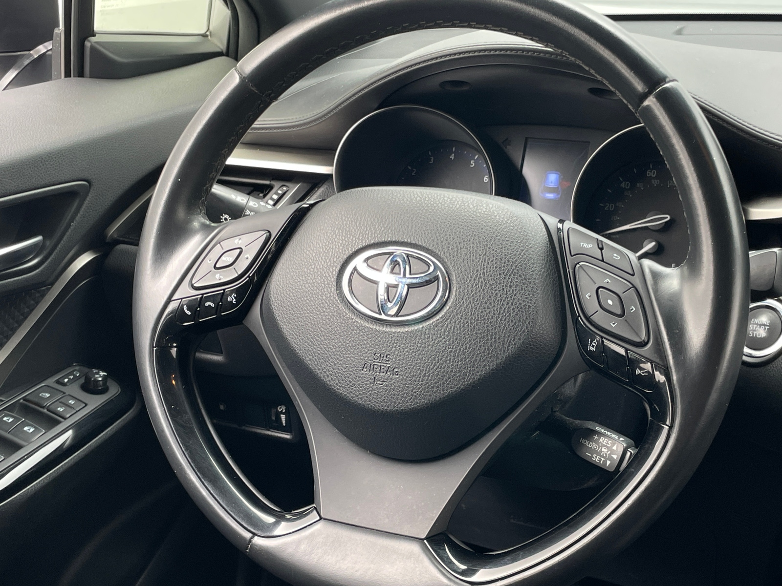 Thumbnail: 2019 Toyota C-HR - 5