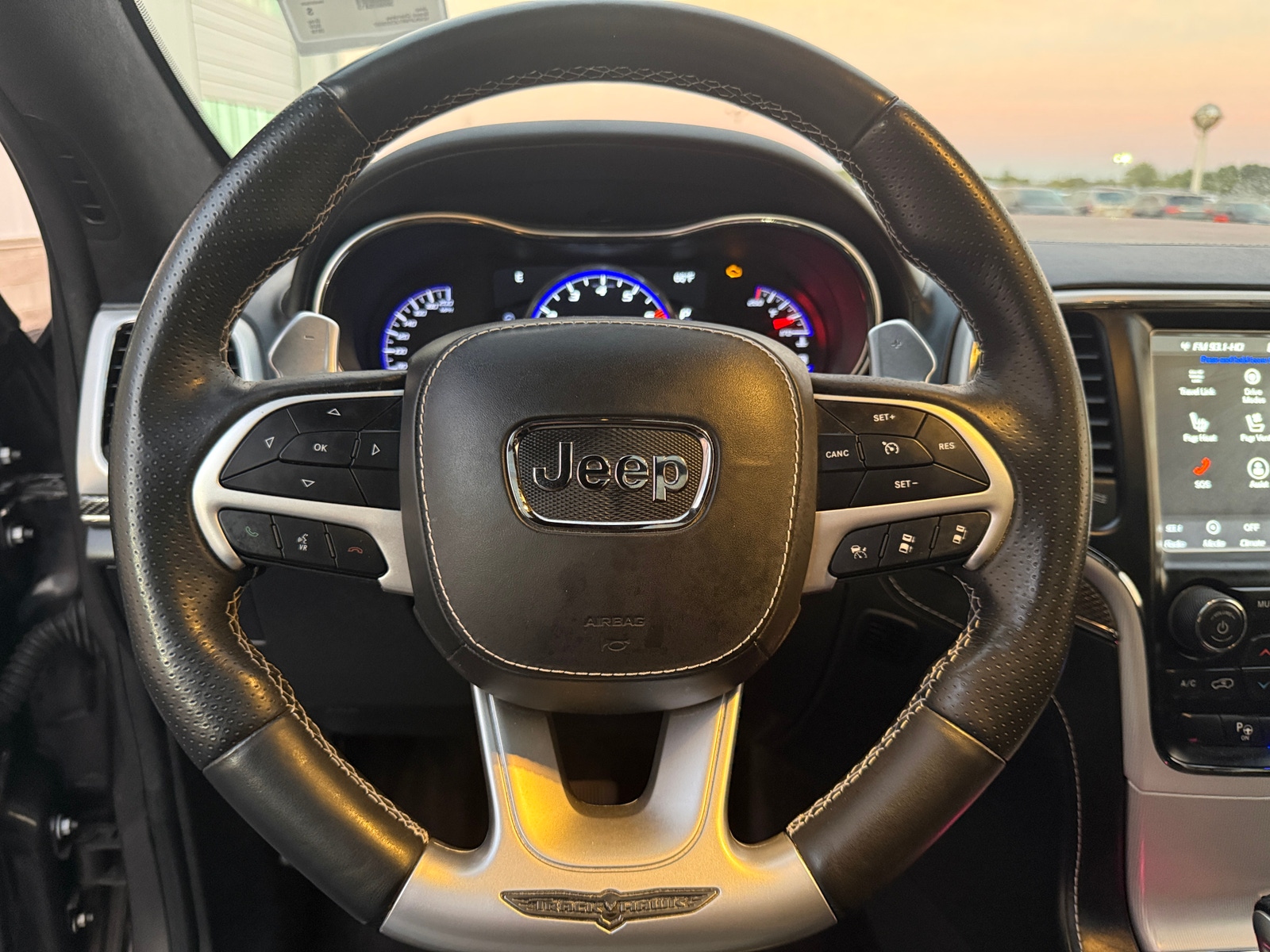 Thumbnail: 2018 Jeep Grand Cherokee - 4