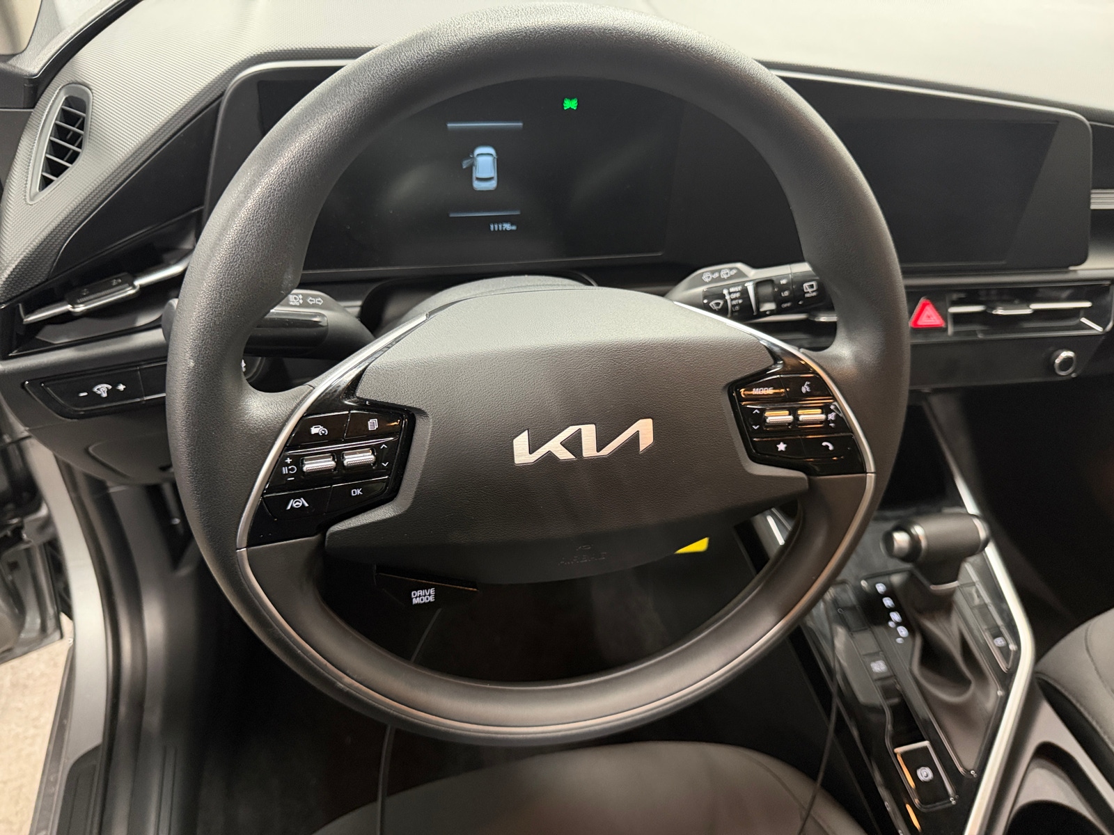 Thumbnail: 2026 Kia Niro - 5
