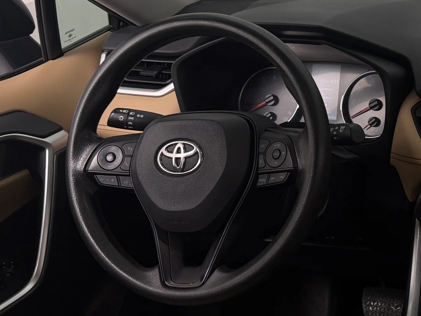 Thumbnail: 2022 Toyota RAV4 - 5