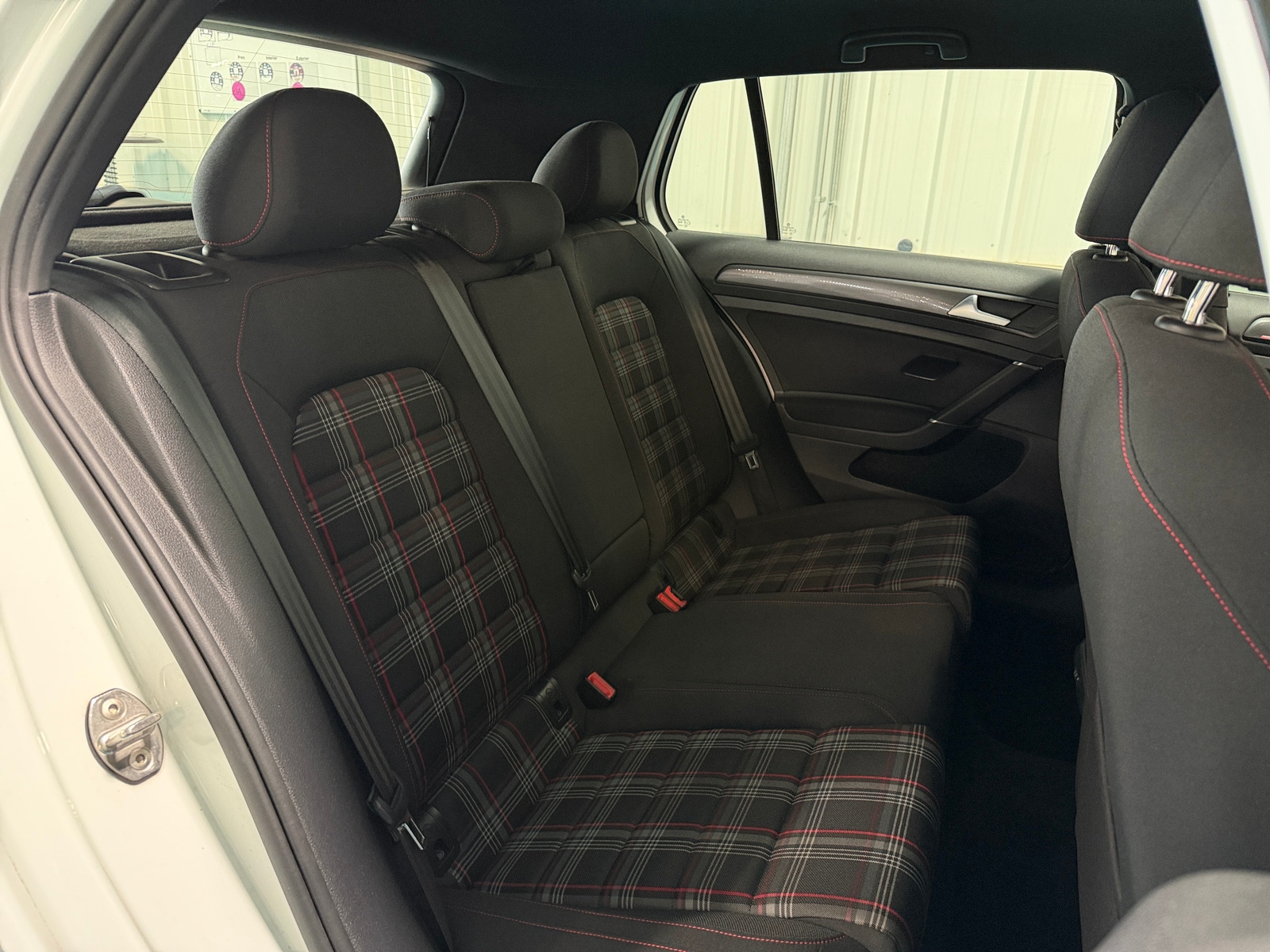 Thumbnail: 2019 Volkswagen Golf - 6