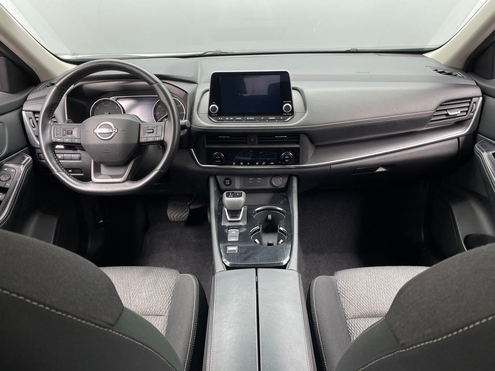 Thumbnail: 2025 Nissan Rogue - 3