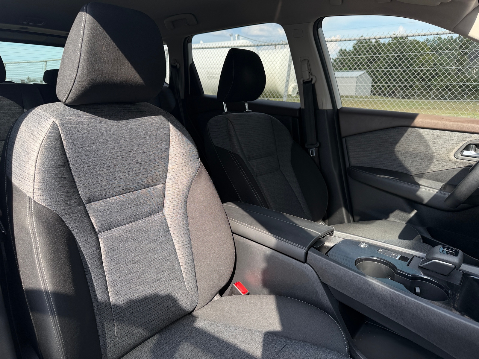 Thumbnail: 2021 Nissan Rogue - 2