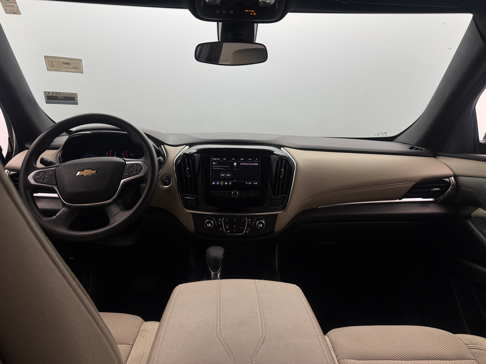 Thumbnail: 2023 Chevrolet Traverse - 3
