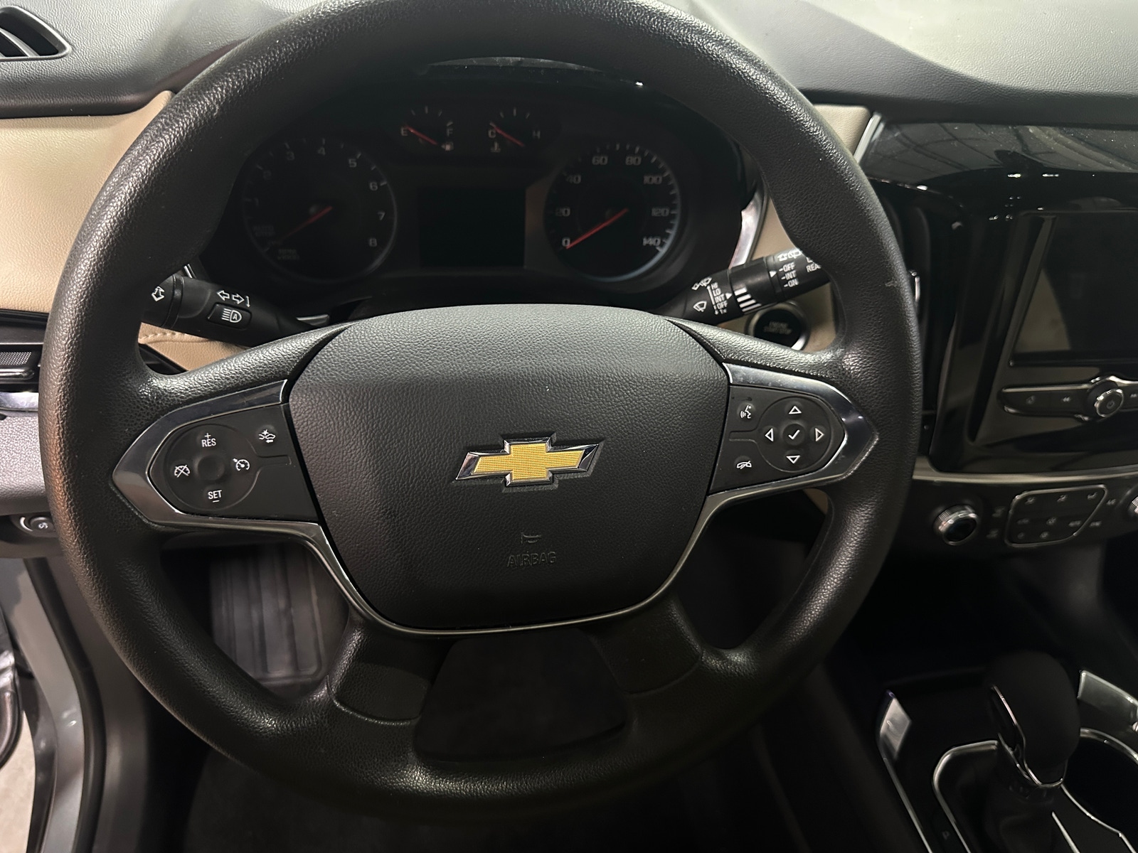 Thumbnail: 2023 Chevrolet Traverse - 5
