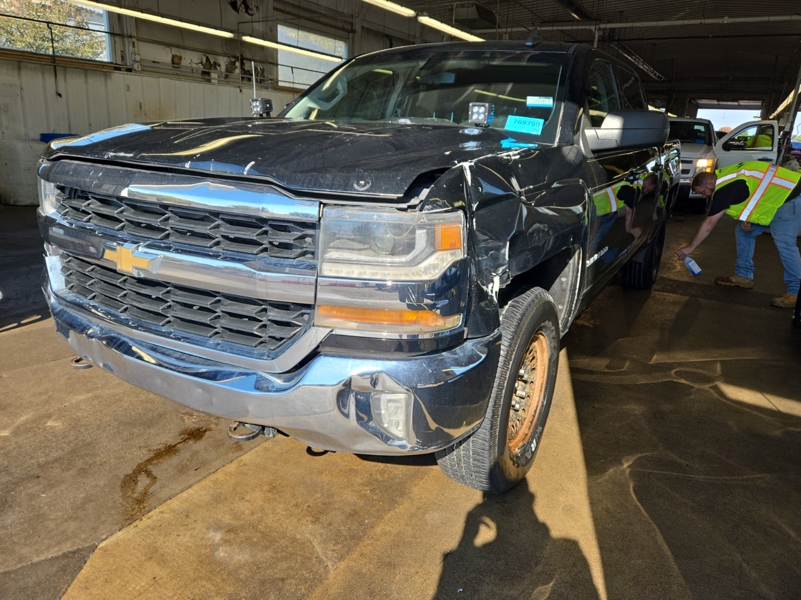 2018 Chevrolet Silverado 1500 4WD Crew Cab 143.5" LT W/1lt