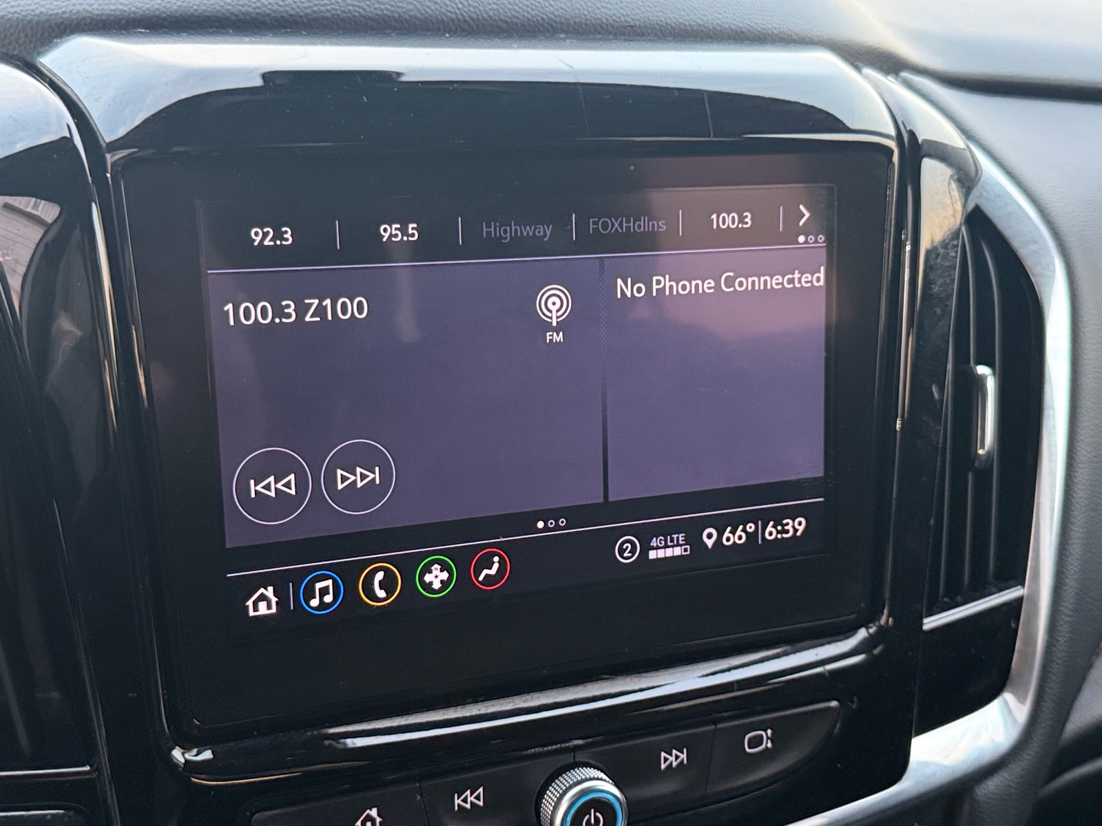 Thumbnail: 2020 Chevrolet Traverse - 3