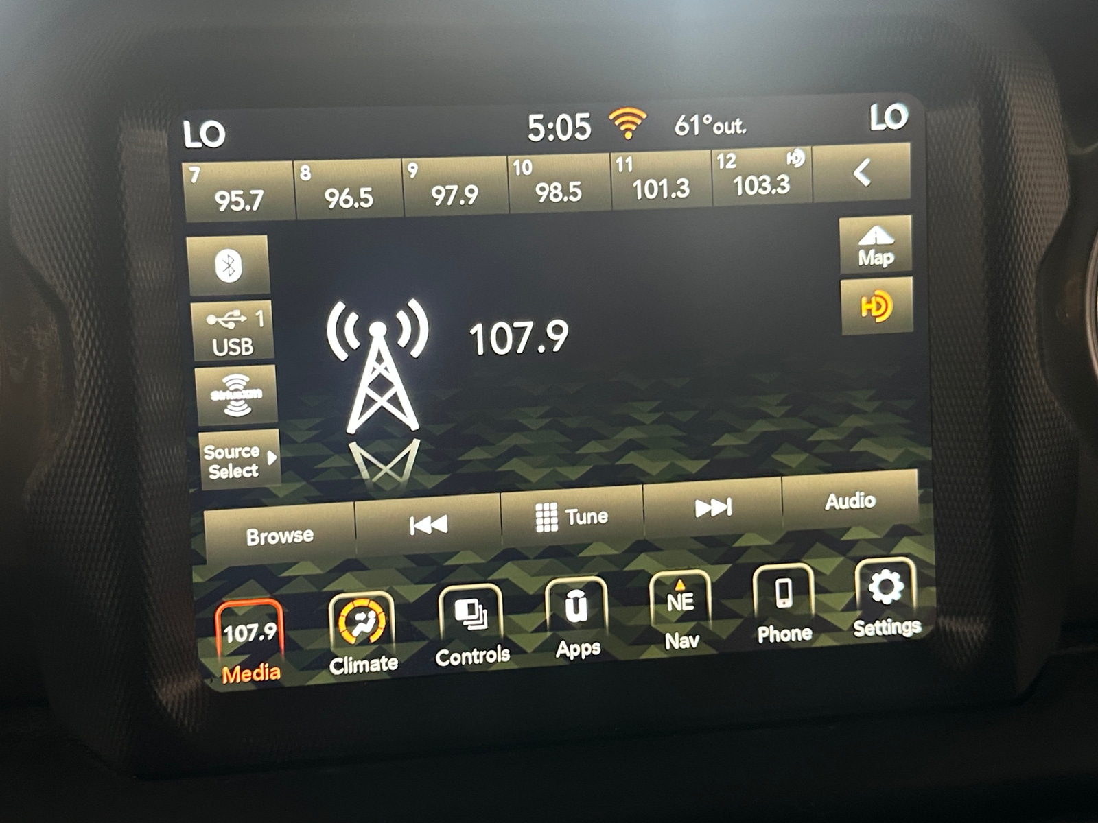 Thumbnail: 2023 Jeep Wrangler - 4