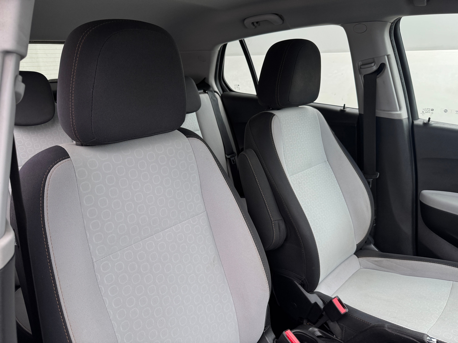Thumbnail: 2018 Chevrolet Trax - 2
