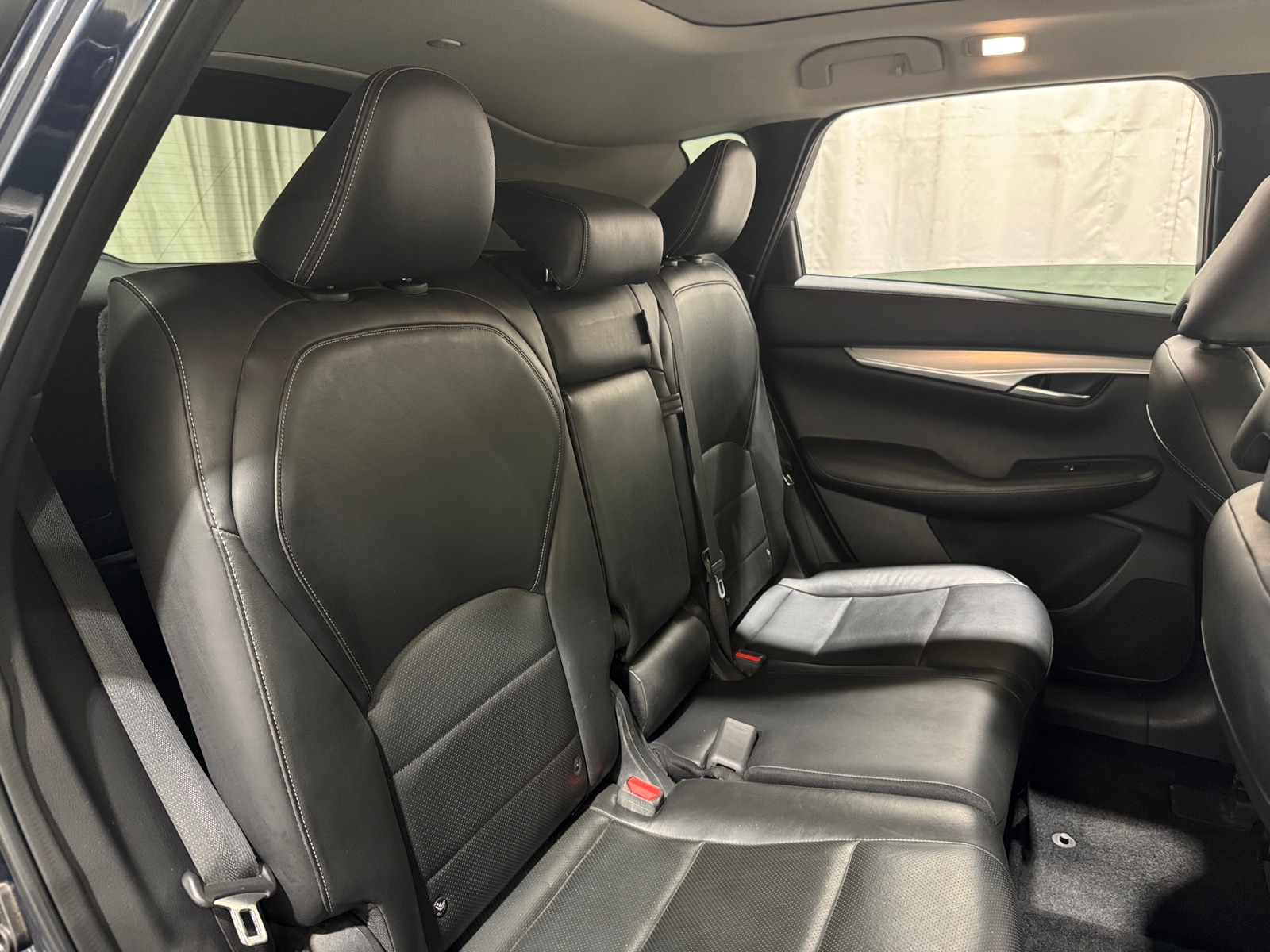 Thumbnail: 2019 INFINITI QX50 - 5