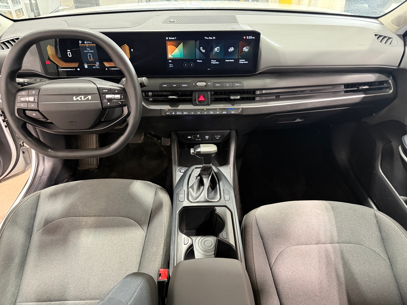 Thumbnail: 2025 Kia K4 - 3
