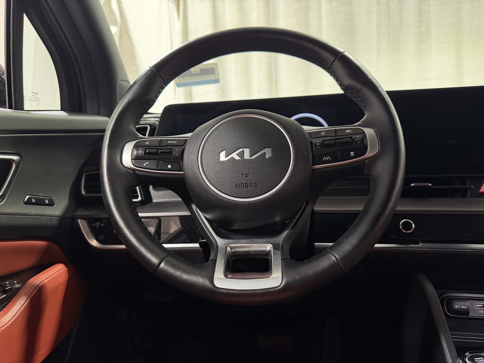 Thumbnail: 2024 Kia Sportage - 4