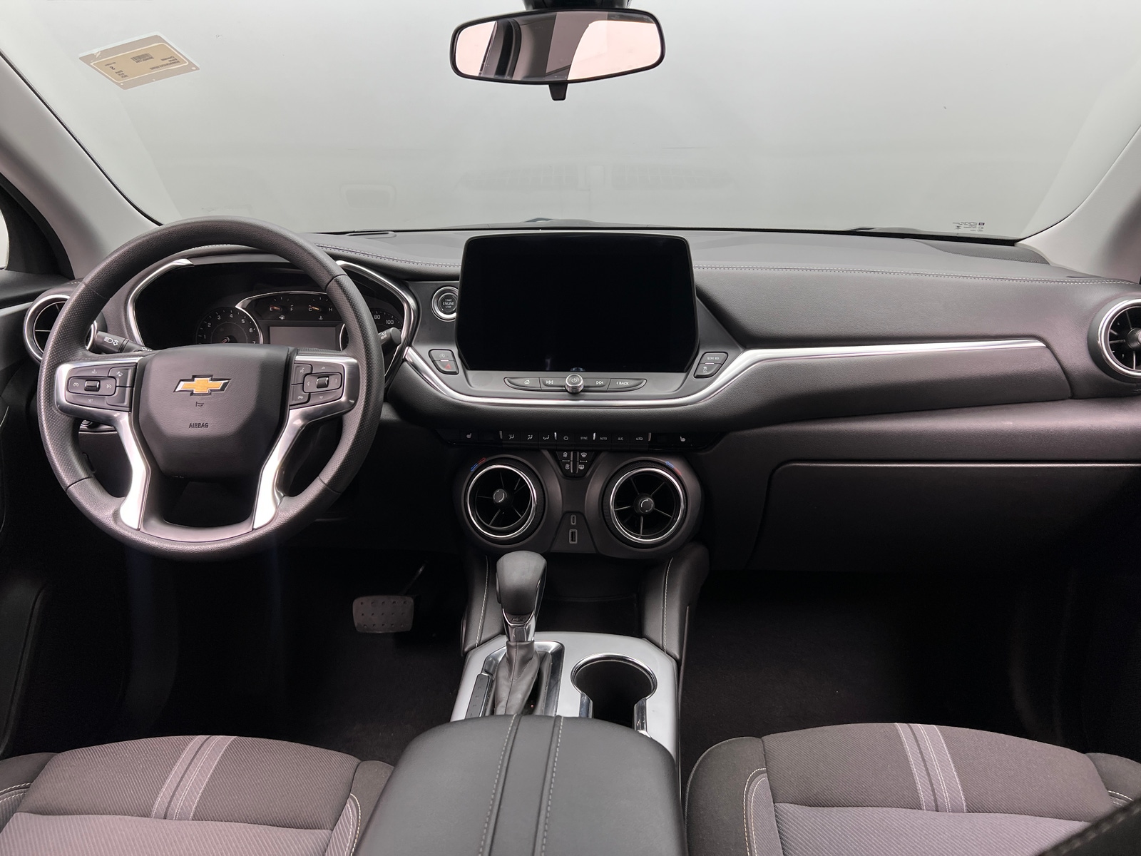 Thumbnail: 2025 Chevrolet Blazer - 3