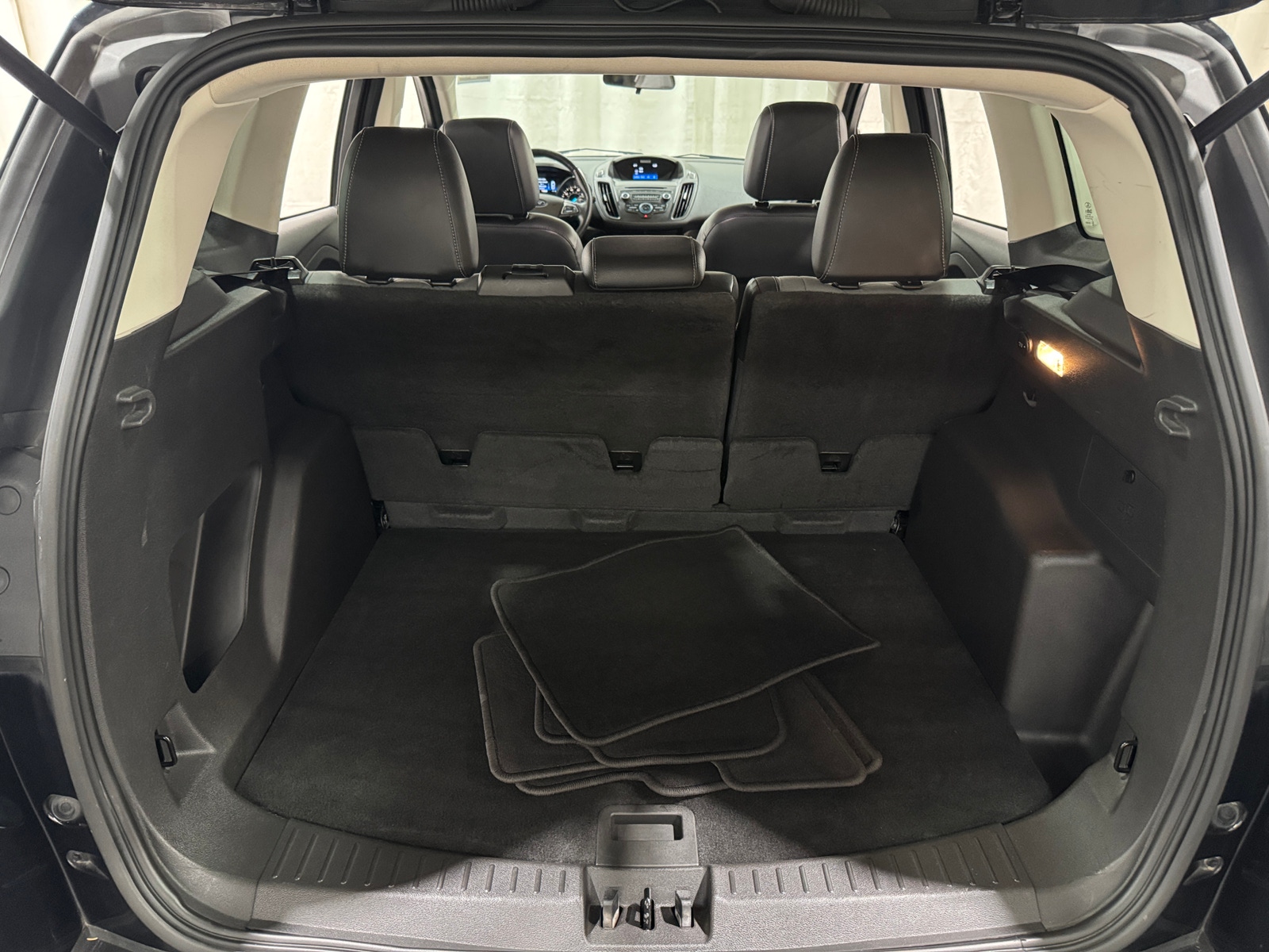 Thumbnail: 2017 Ford Escape - 7
