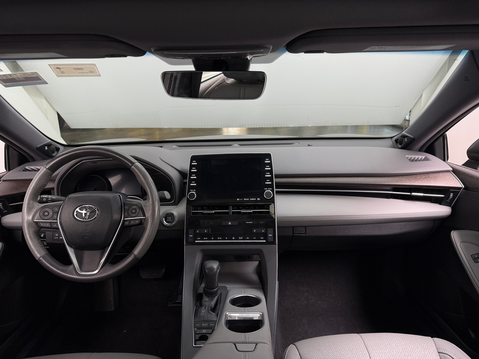 Thumbnail: 2020 Toyota Avalon - 2